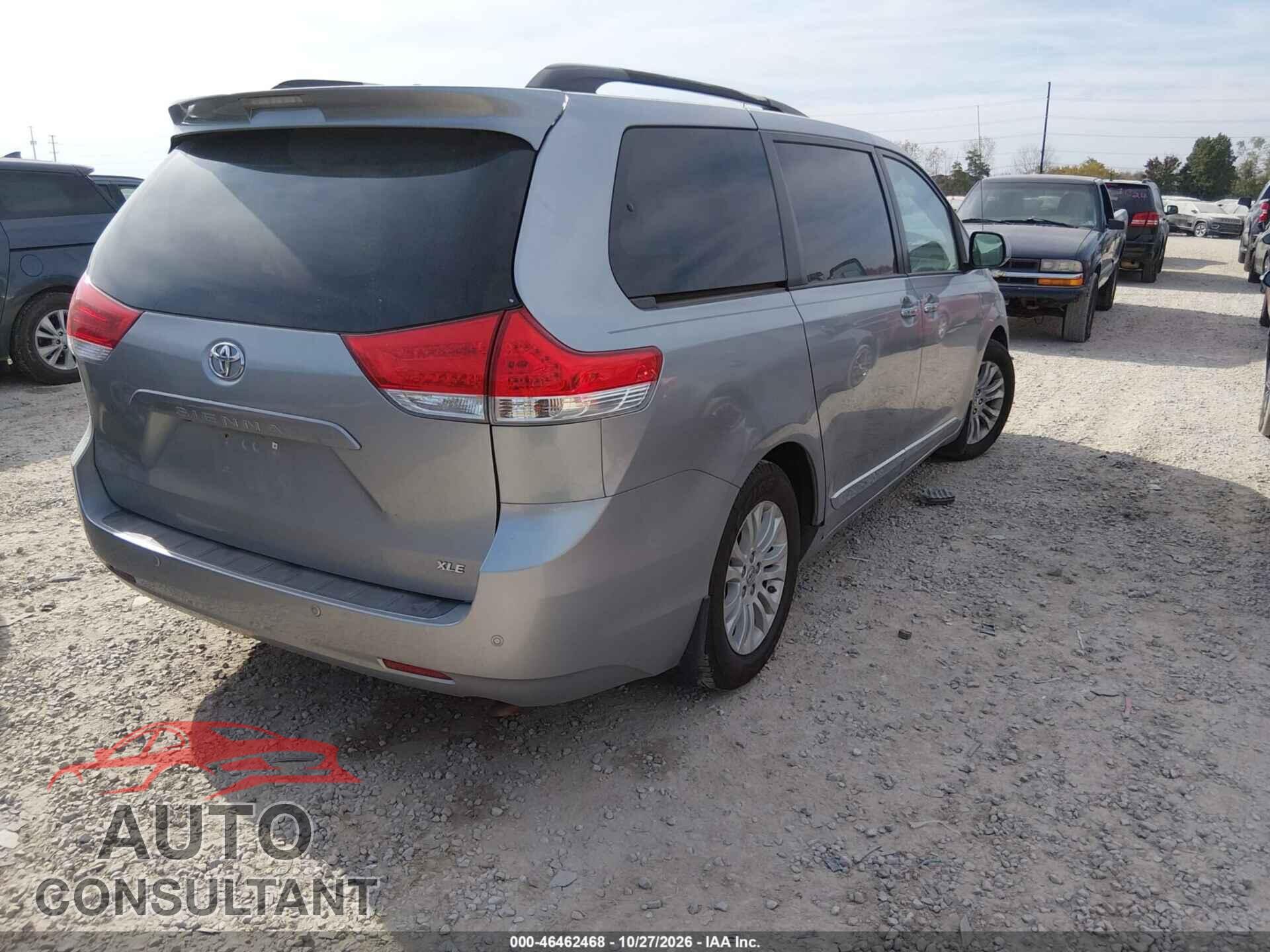 TOYOTA SIENNA 2013 - 5TDYK3DC1DS290609