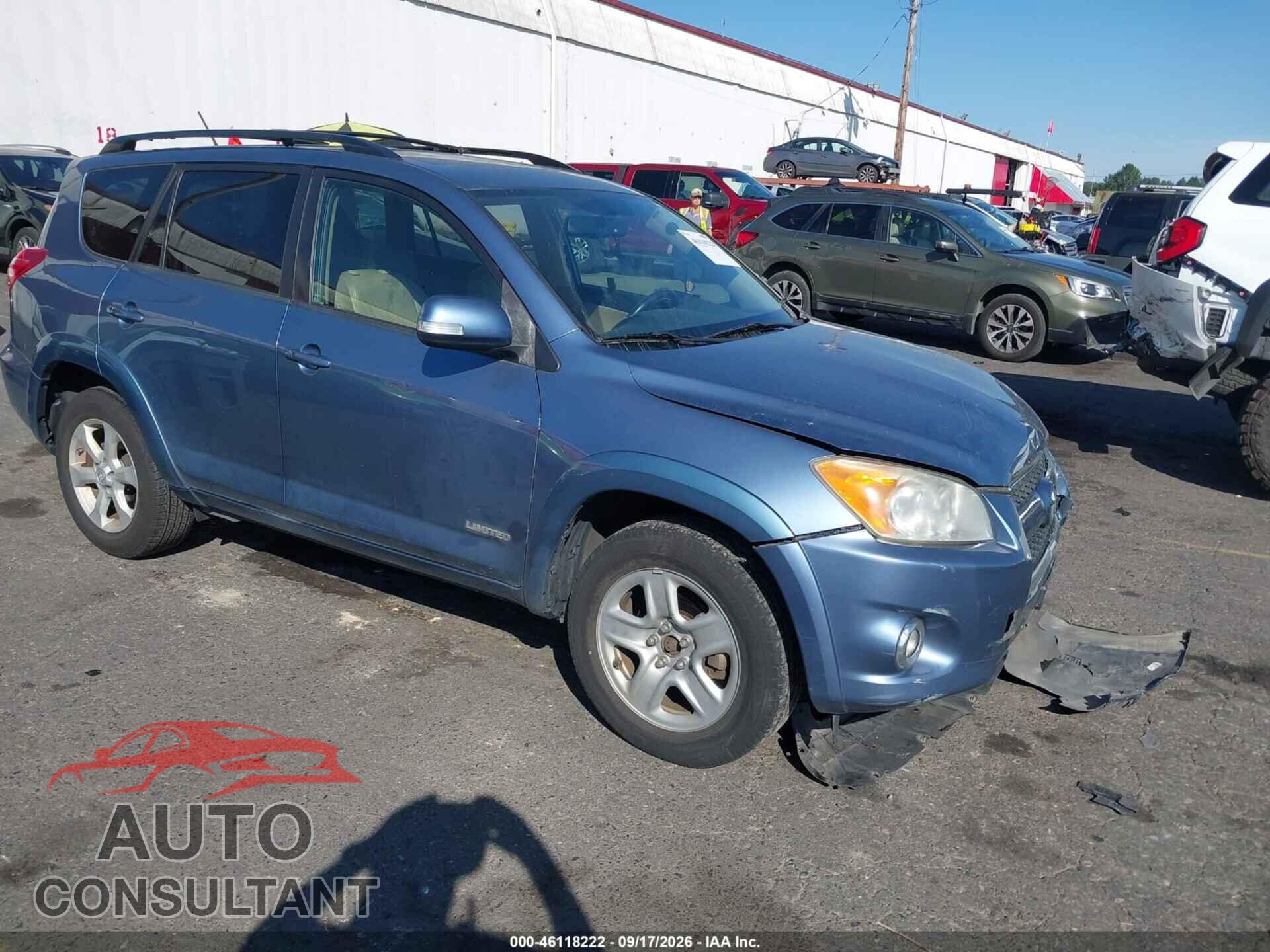 TOYOTA RAV4 2009 - JTMBK31VX9D009096