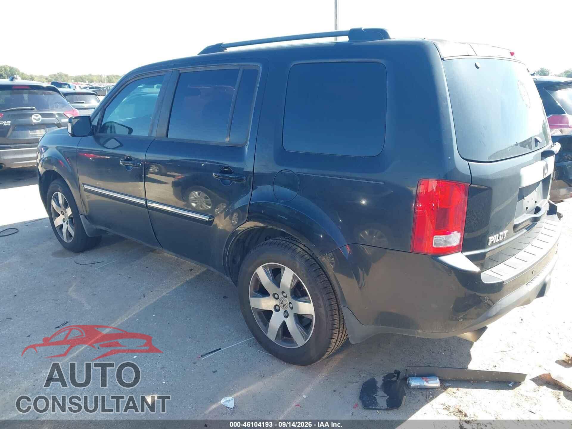 HONDA PILOT 2015 - 5FNYF3H9XFB011152
