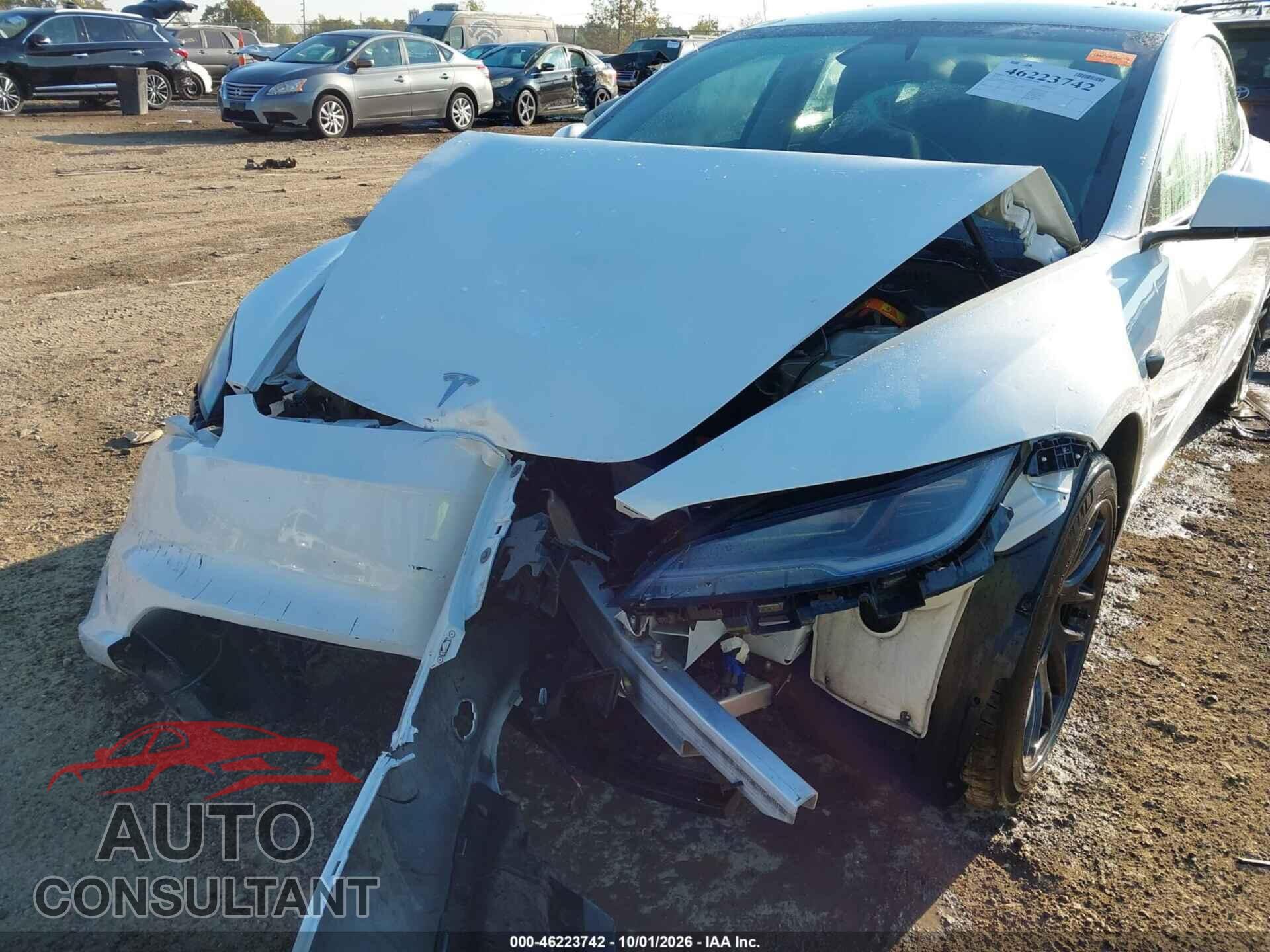 TESLA MODEL 3 2025 - 5YJ3E1EA3SF039241