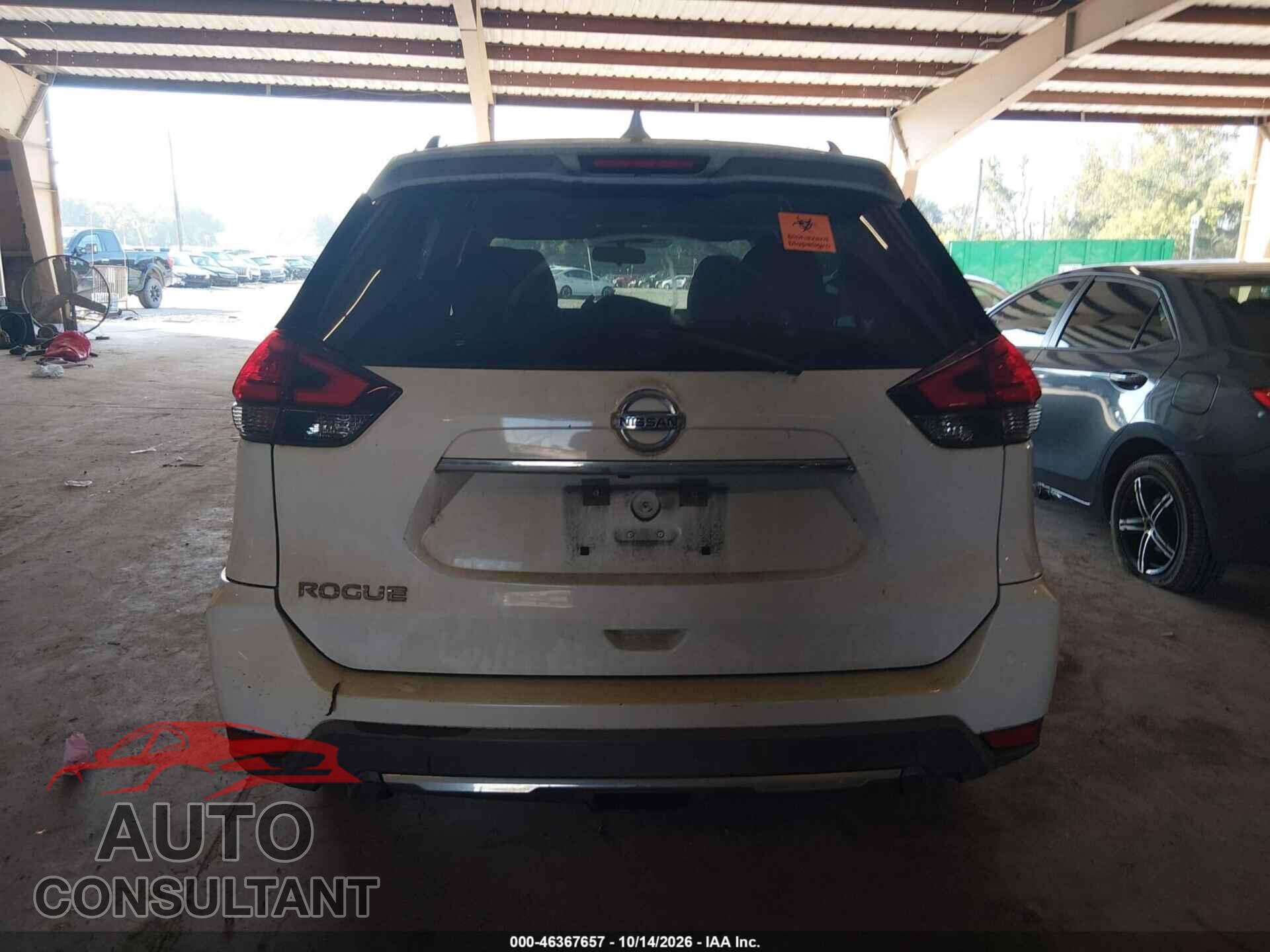 NISSAN ROGUE 2017 - KNMAT2MT7HP572021