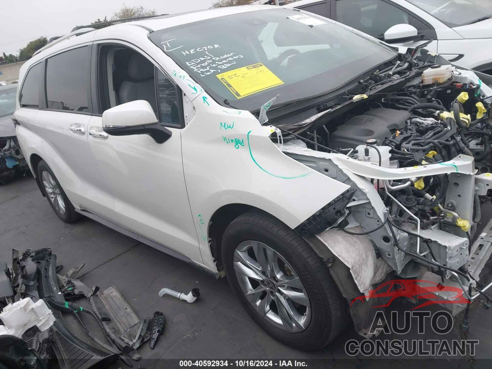 TOYOTA SIENNA 2021 - 5TDZRKEC9MS061314