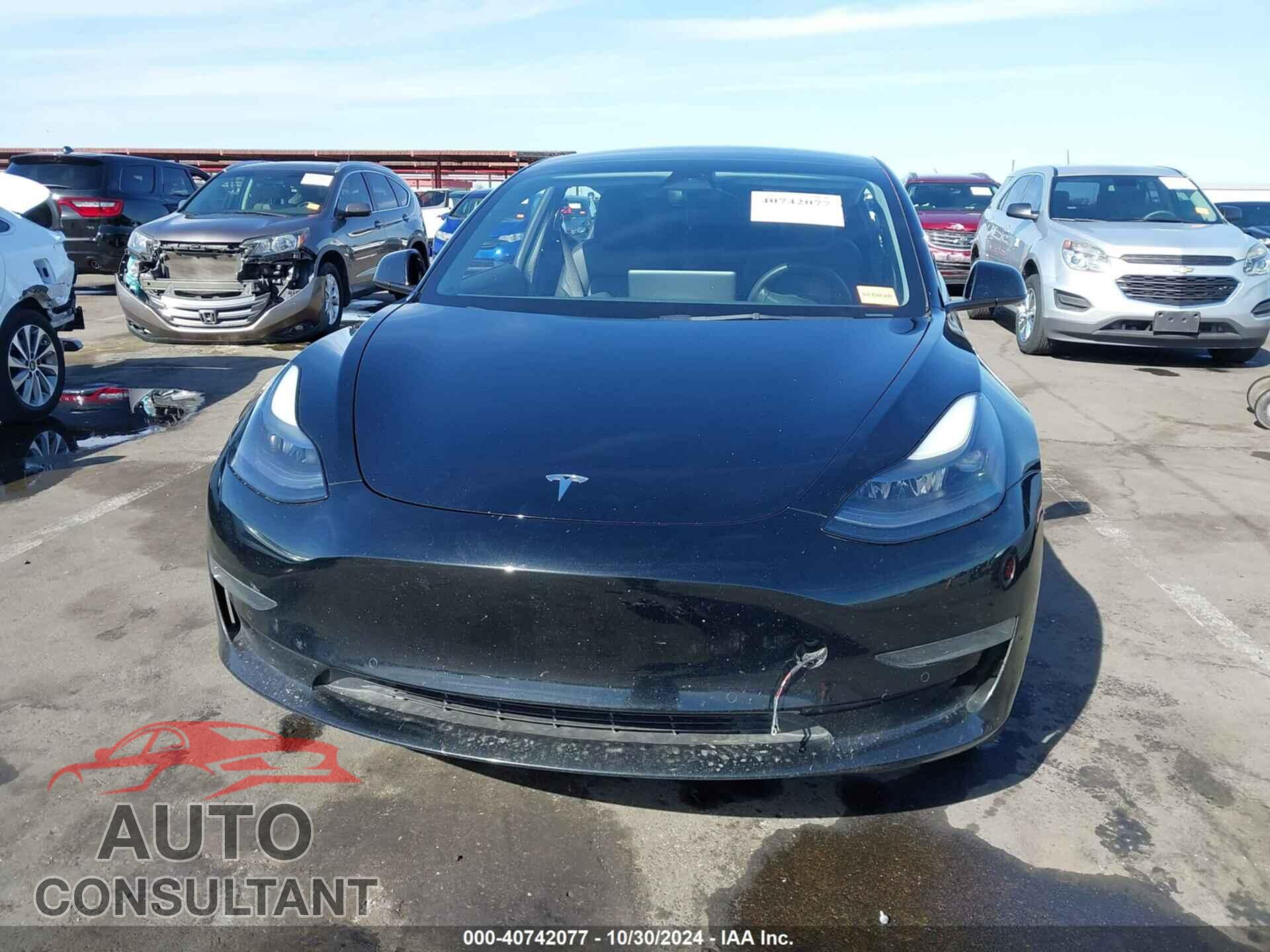 TESLA MODEL 3 2022 - 5YJ3E1EA6NF352191