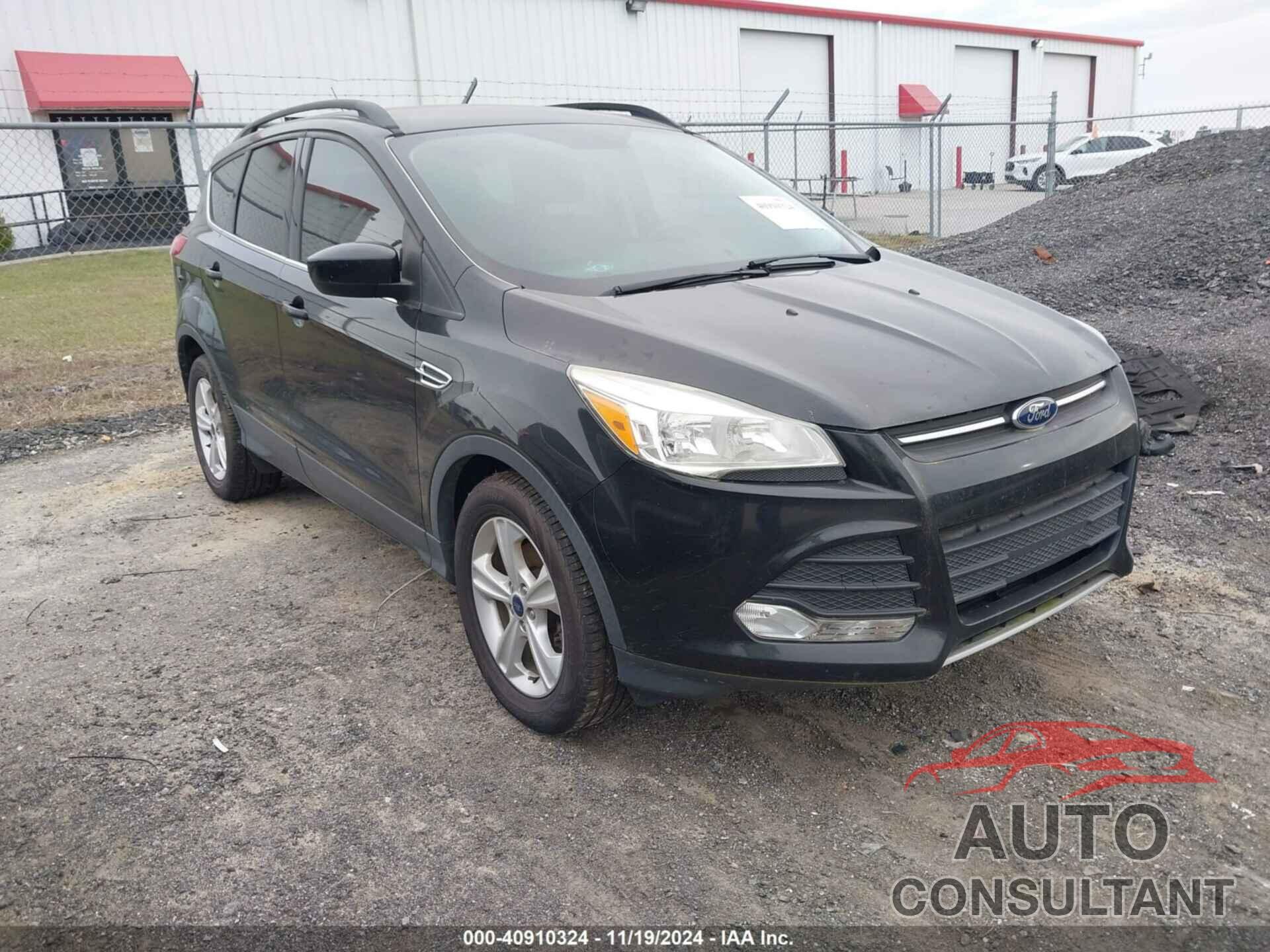 FORD ESCAPE 2015 - 1FMCU0GX3FUC32450