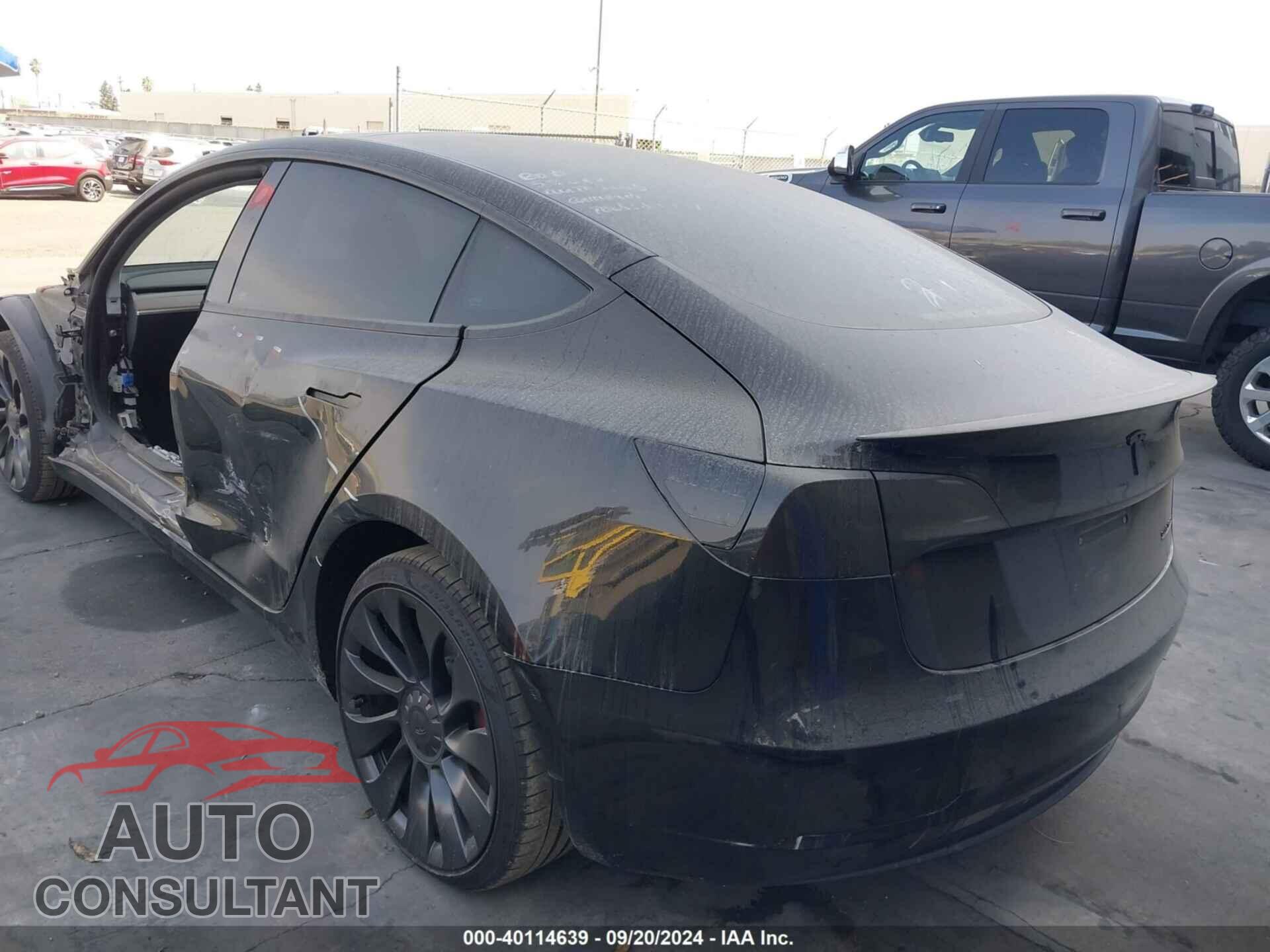 TESLA MODEL 3 2023 - 5YJ3E1EC3PF465035