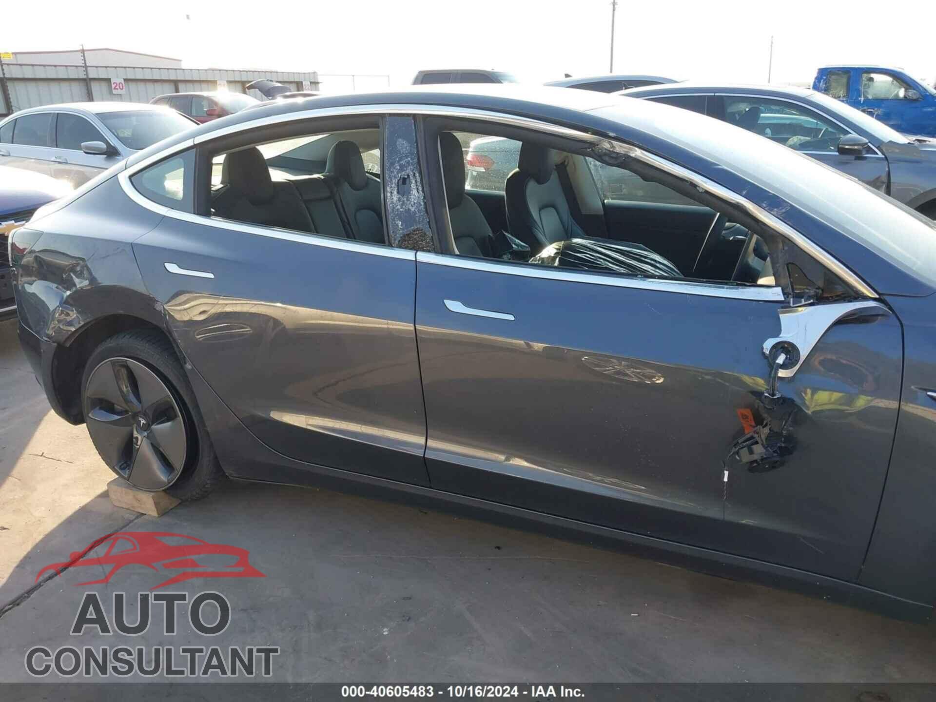 TESLA MODEL 3 2020 - 5YJ3E1EA0LF643928
