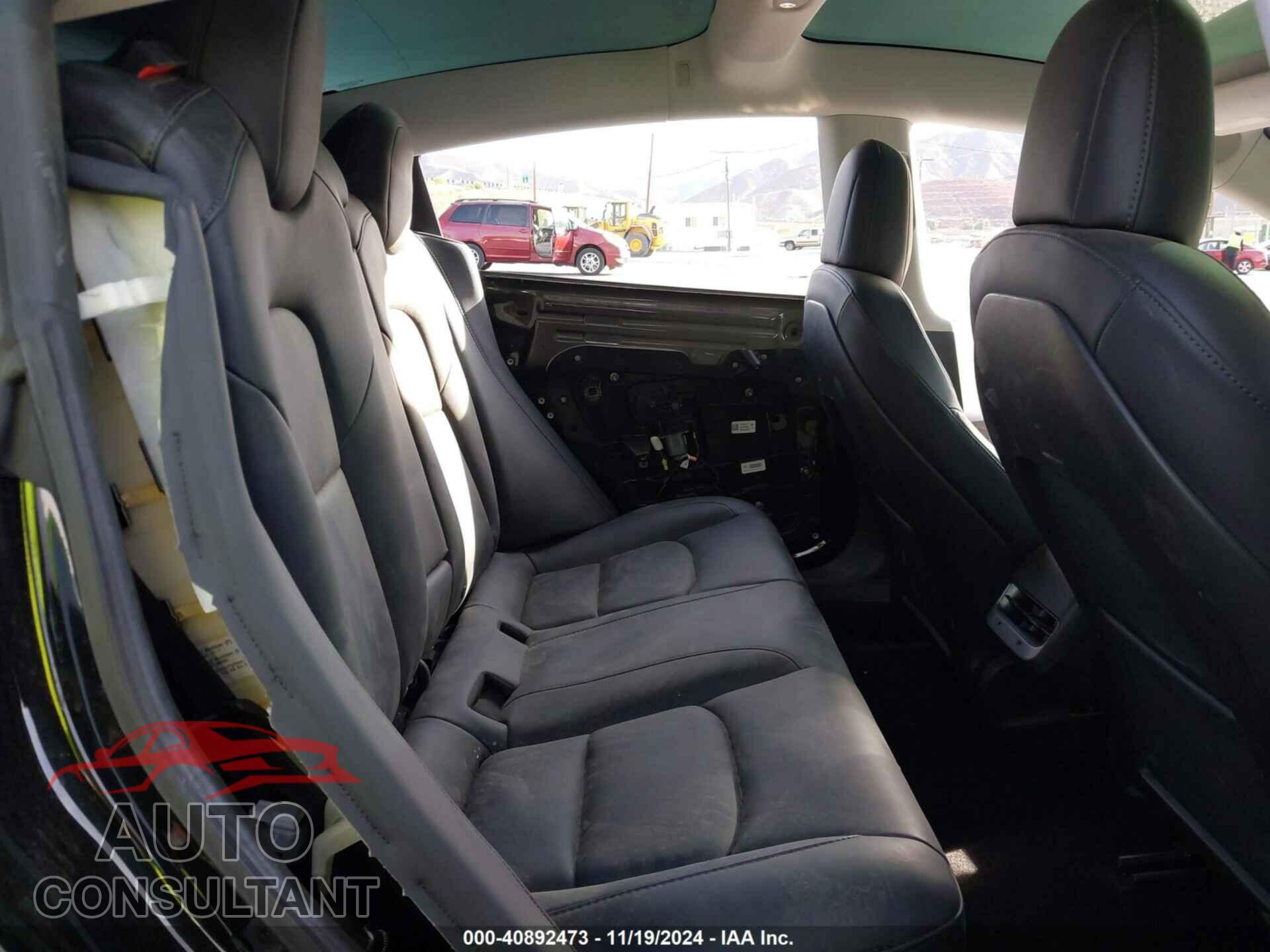 TESLA MODEL 3 2020 - 5YJ3E1EB9LF600049
