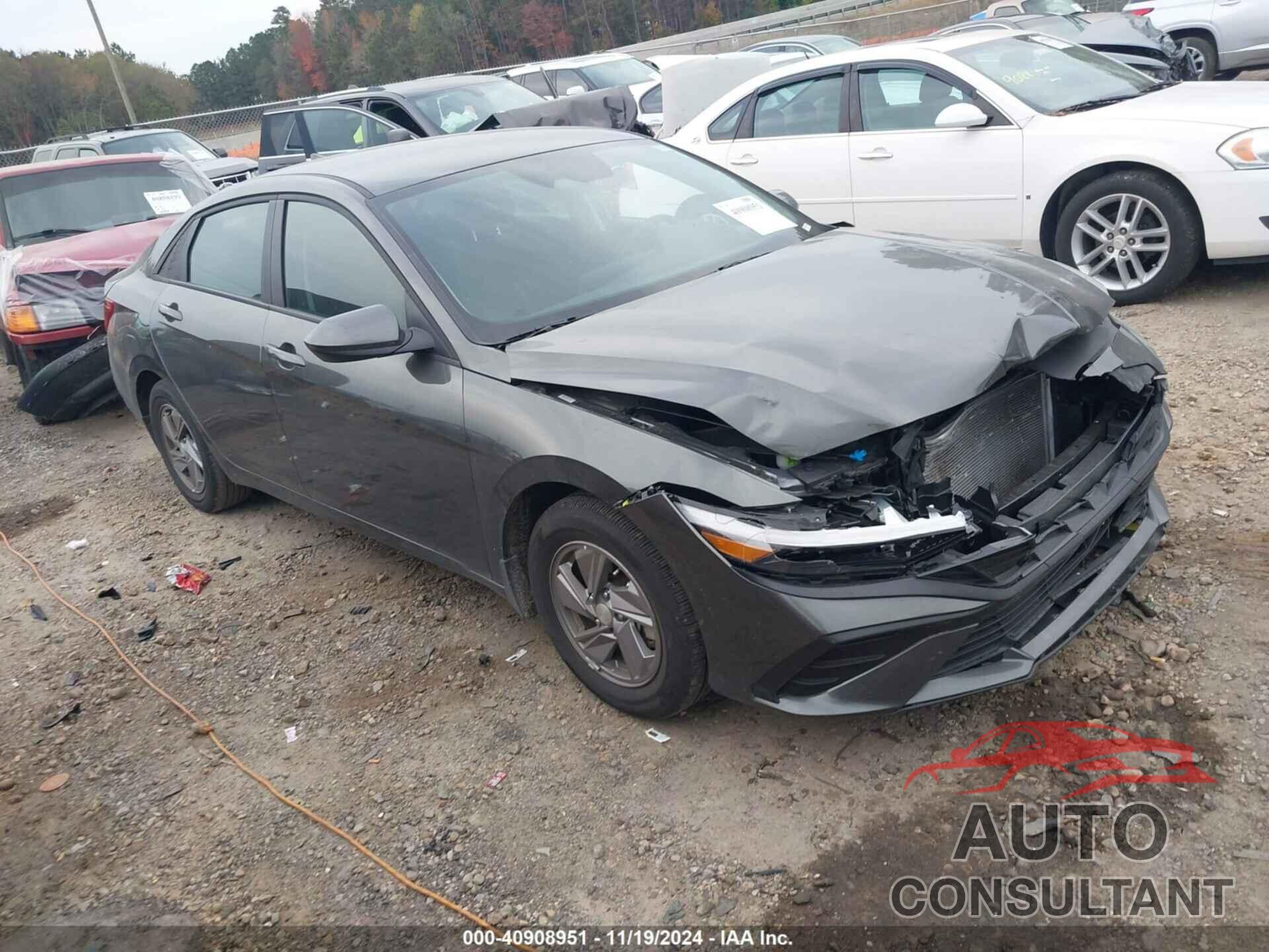 HYUNDAI ELANTRA 2024 - KMHLL4DG3RU723460