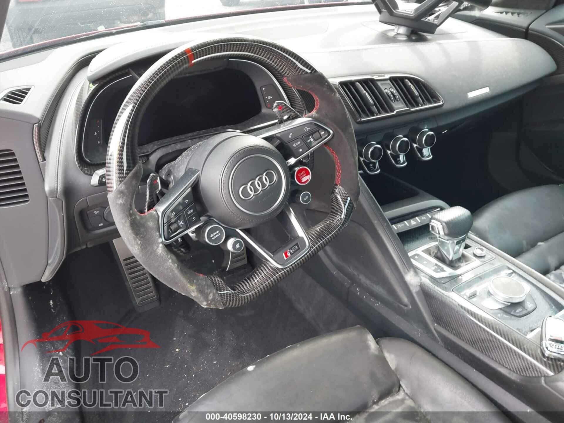 AUDI R8 2018 - WUAKBAFX2J7902027