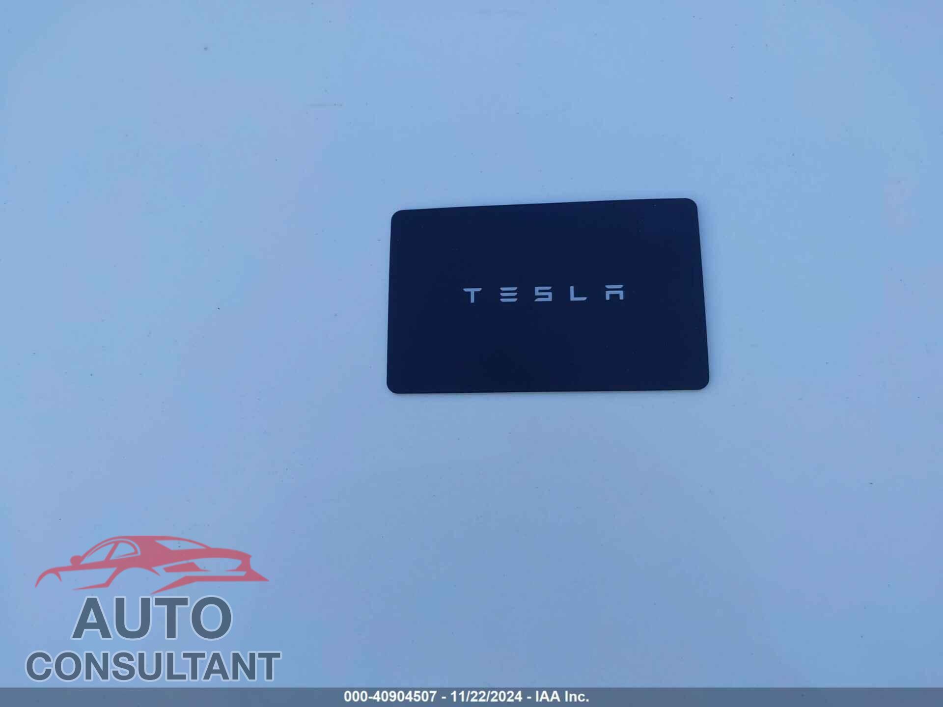 TESLA MODEL 3 2019 - 5YJ3E1EB7KF477771