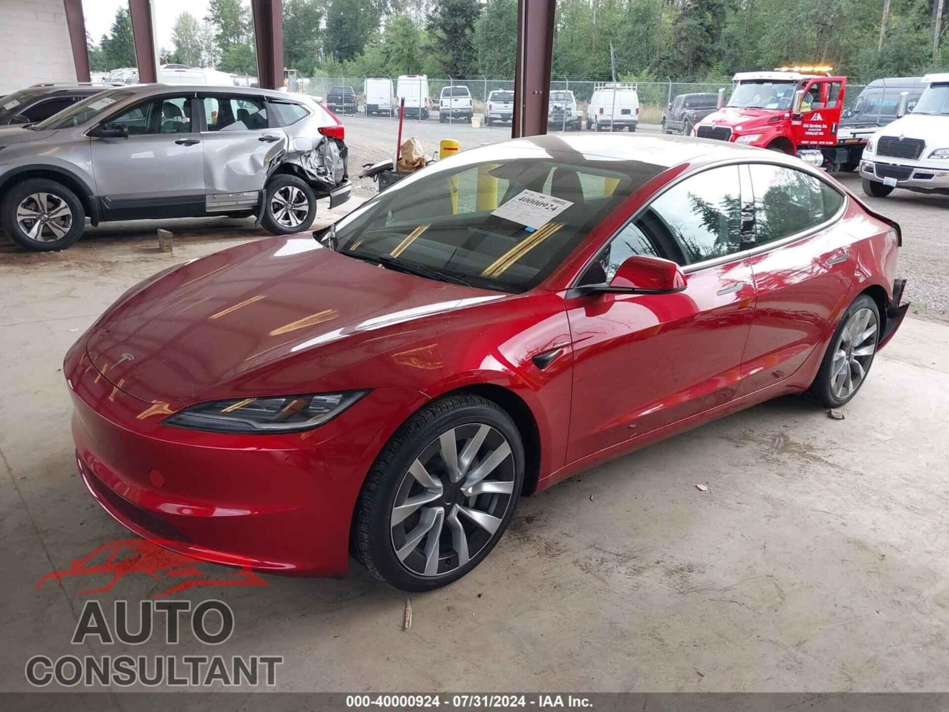TESLA MODEL 3 2024 - 5YJ3E1EB4RF768755