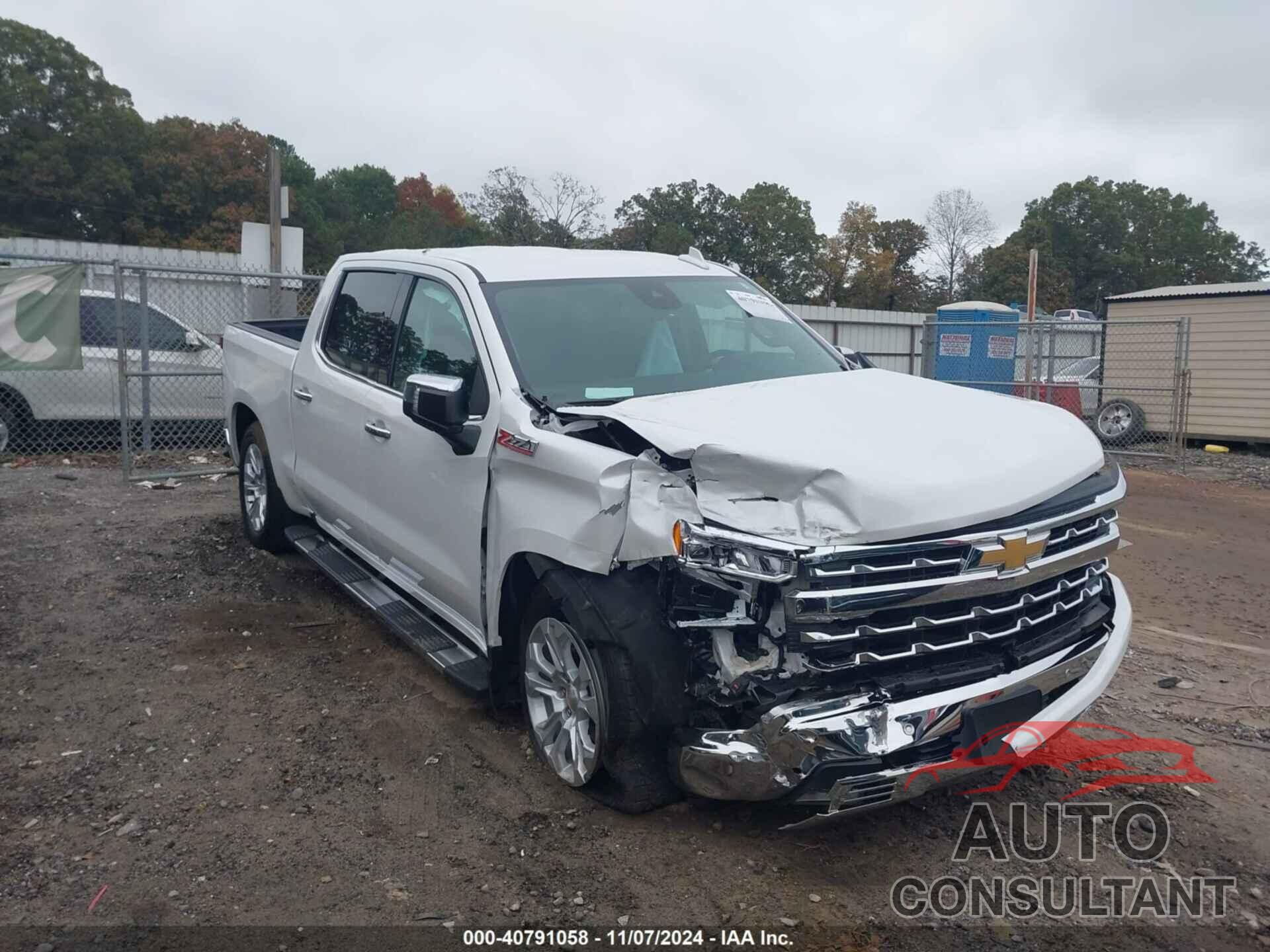 CHEVROLET SILVERADO 1500 2023 - 1GCUDGED6PZ188622