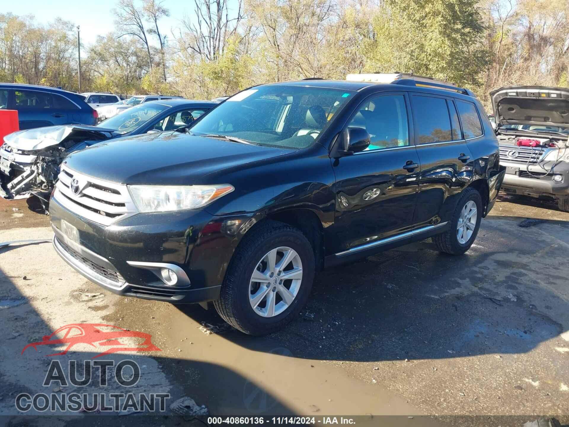 TOYOTA HIGHLANDER 2013 - 5TDBK3EH8DS191480