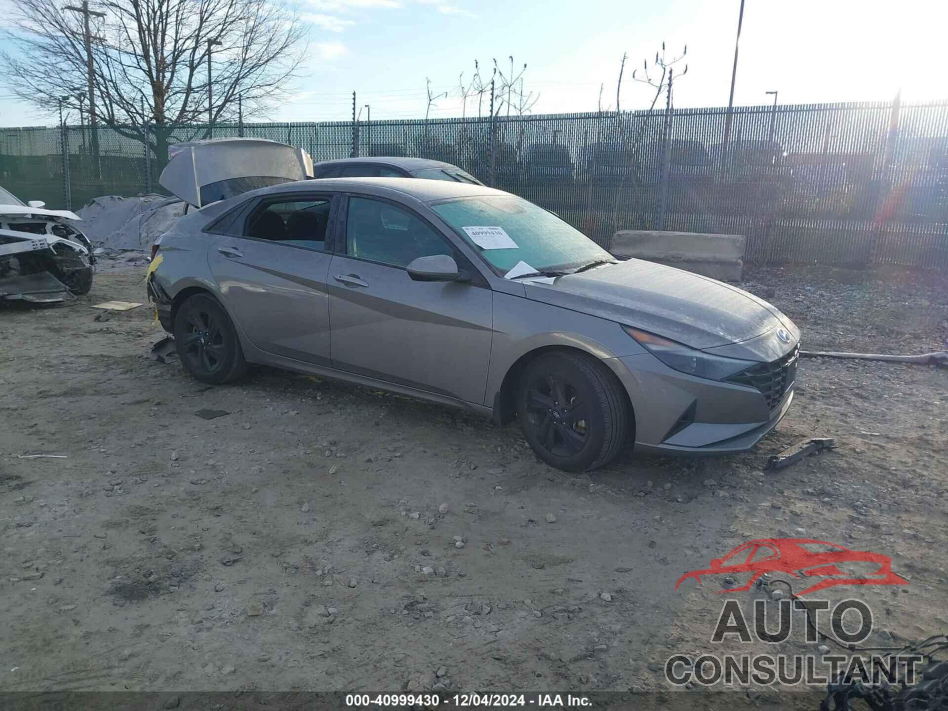 HYUNDAI ELANTRA 2023 - KMHLM4AG1PU375155