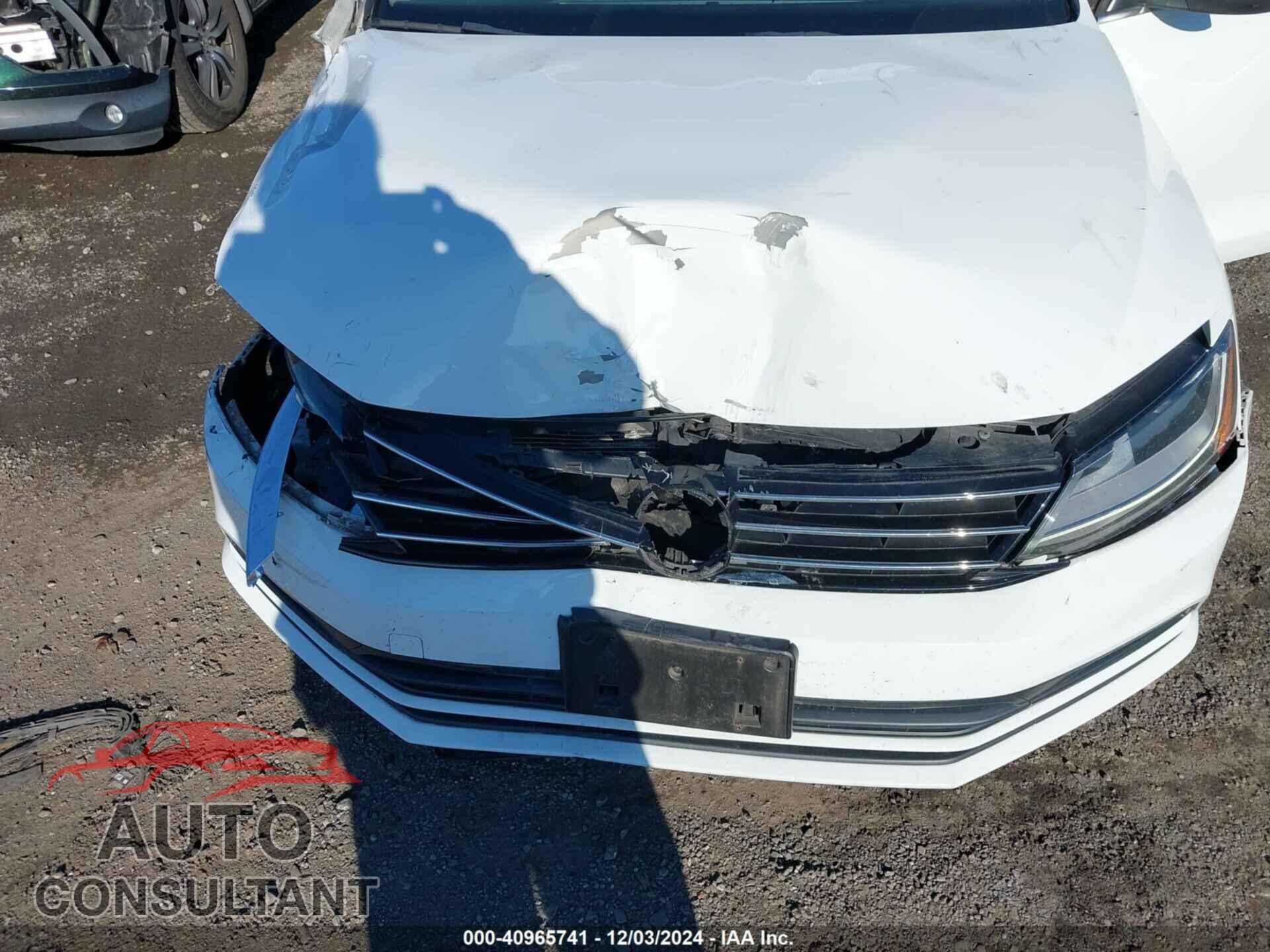 VOLKSWAGEN JETTA 2017 - 3VWDB7AJ9HM203924