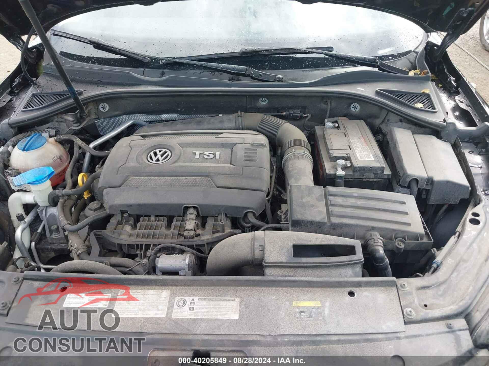 VOLKSWAGEN PASSAT 2017 - 1VWCT7A34HC073496