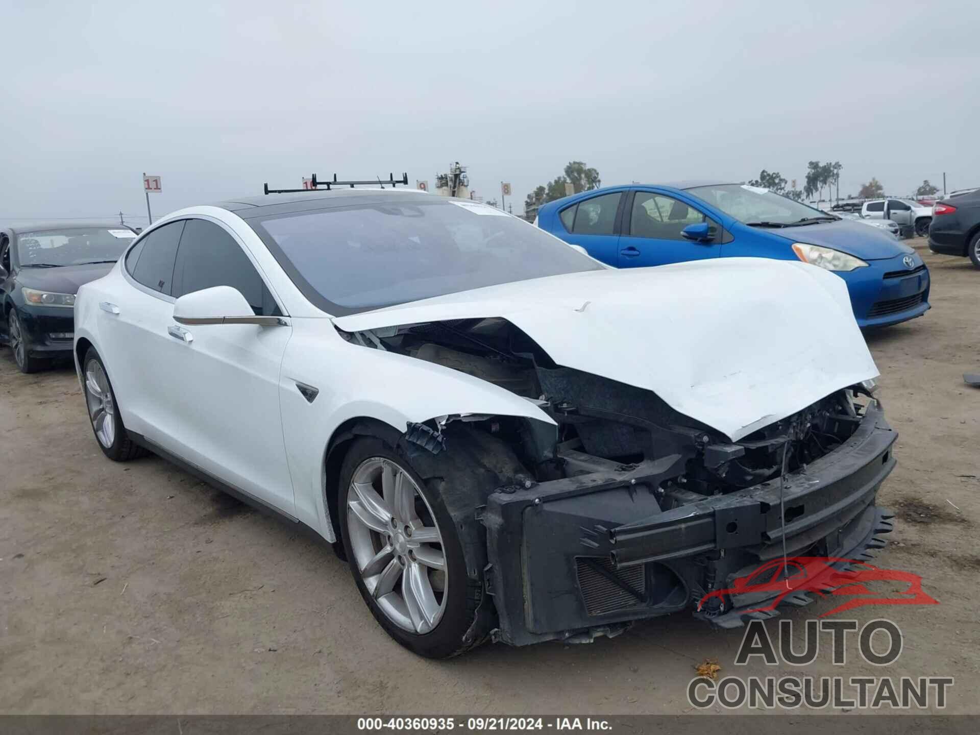 TESLA MODEL S 2016 - 5YJSA1E21GF130192