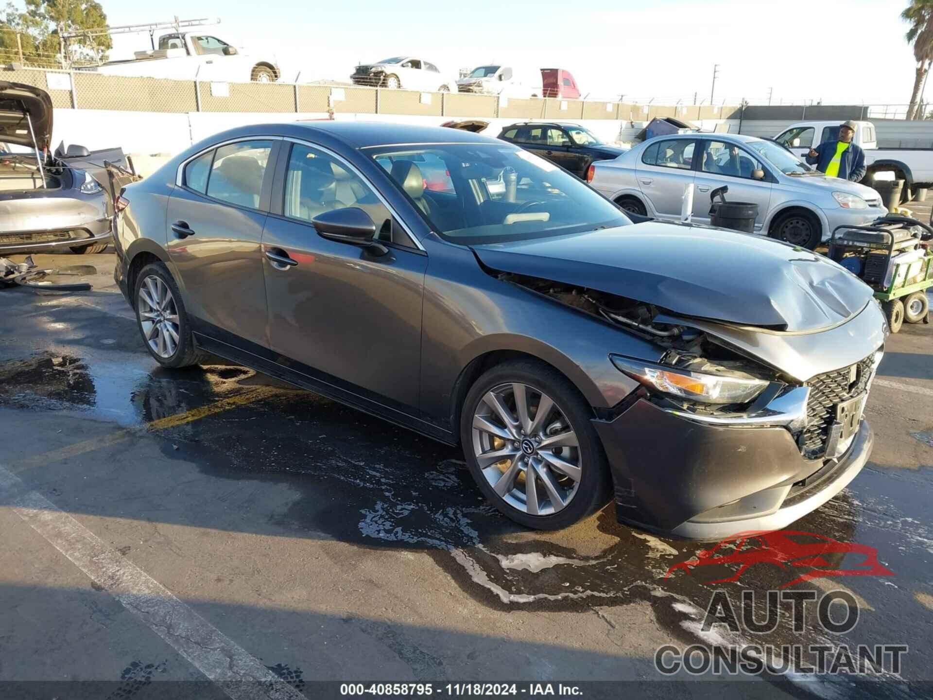 MAZDA MAZDA3 2021 - JM1BPABL4M1321508