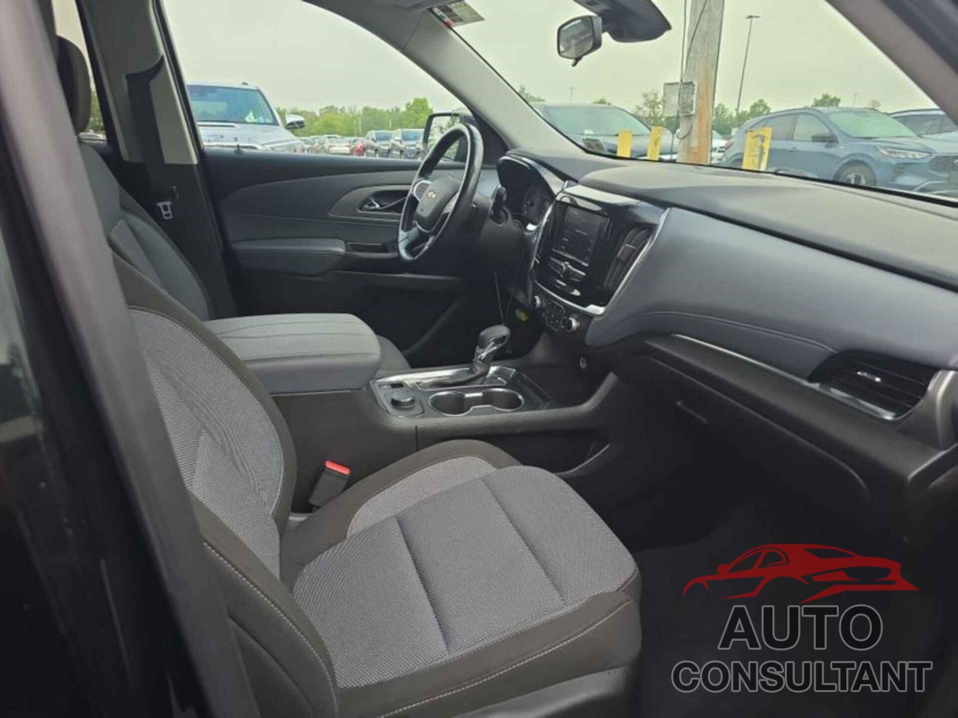 CHEVROLET TRAVERSE 2021 - 1GNEVMKWXMJ173564