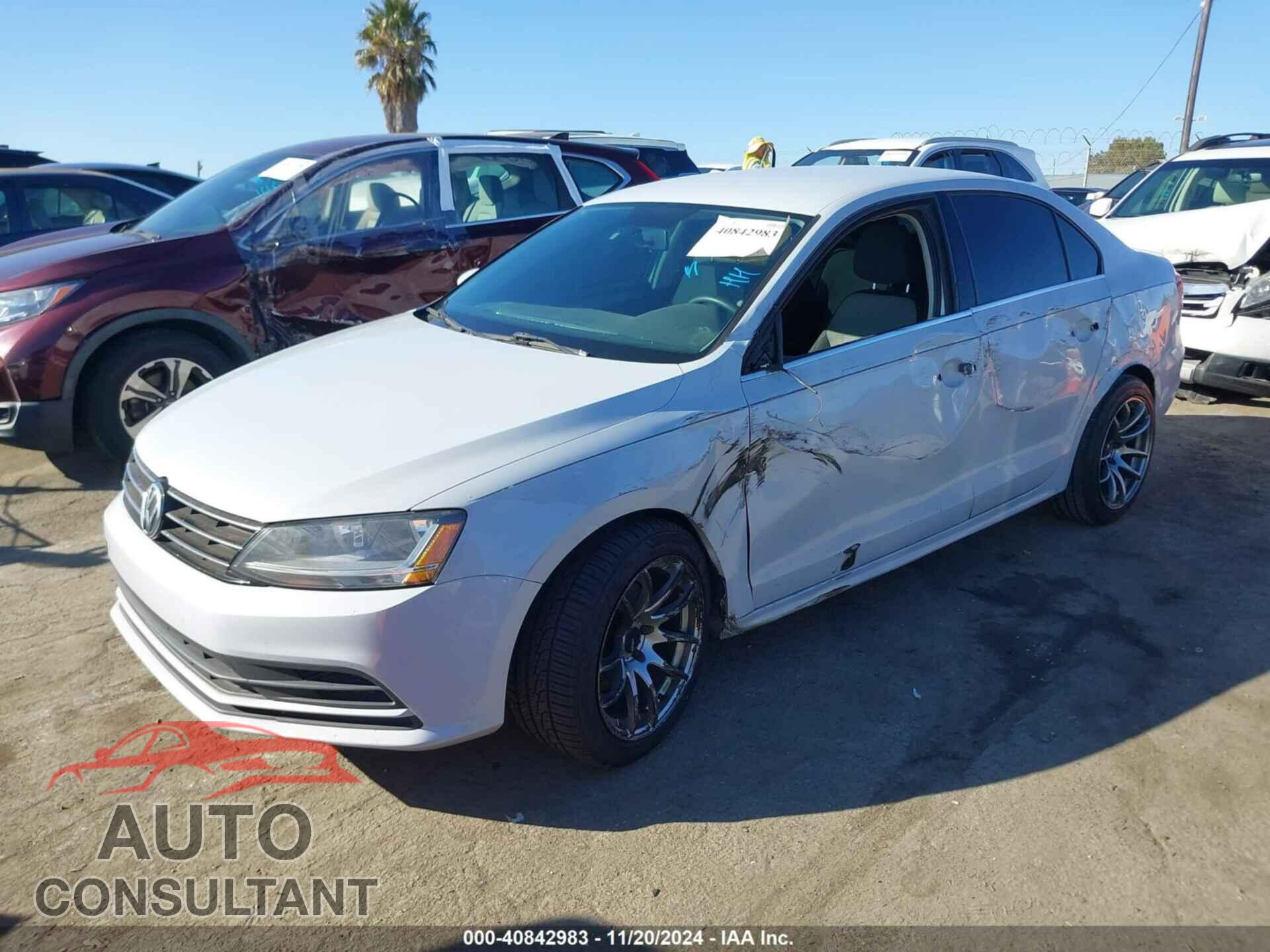 VOLKSWAGEN JETTA 2017 - 3VW2B7AJ1HM245995