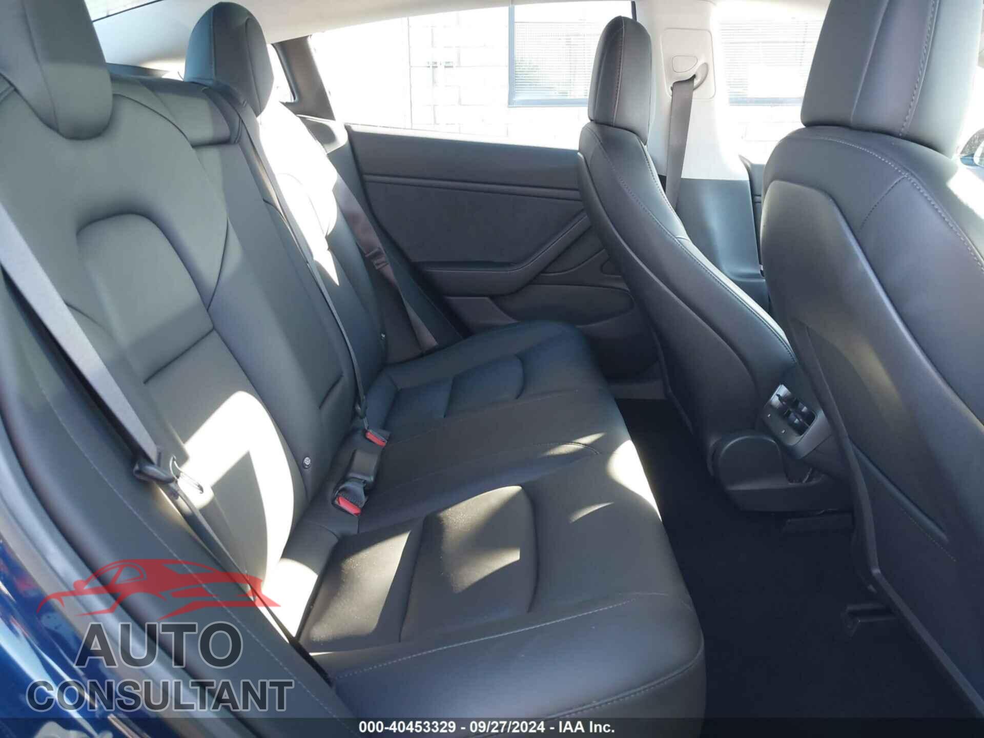TESLA MODEL 3 2018 - 5YJ3E1EB3JF063725
