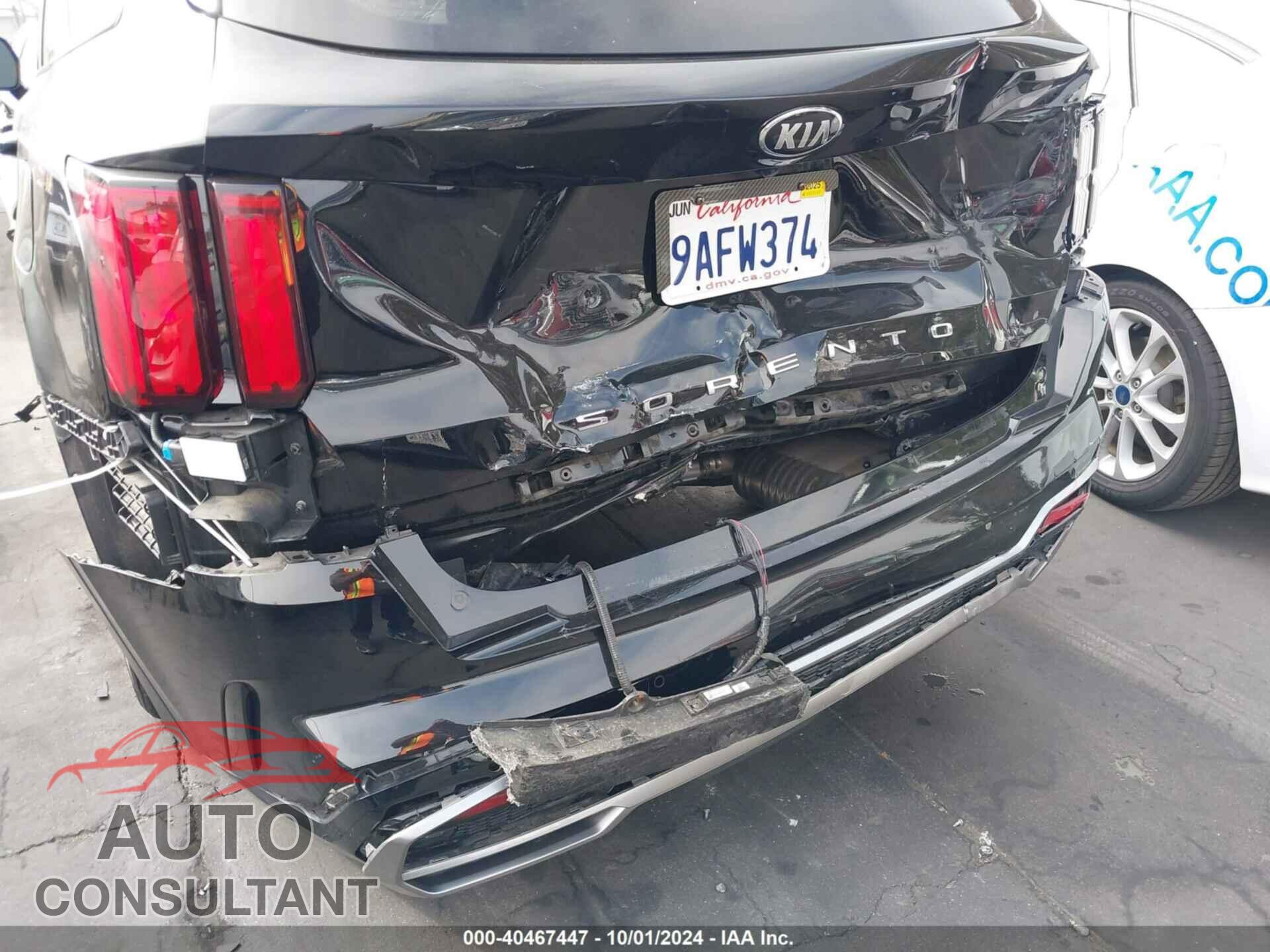 KIA SORENTO 2021 - 5XYRK4LF9MG054051