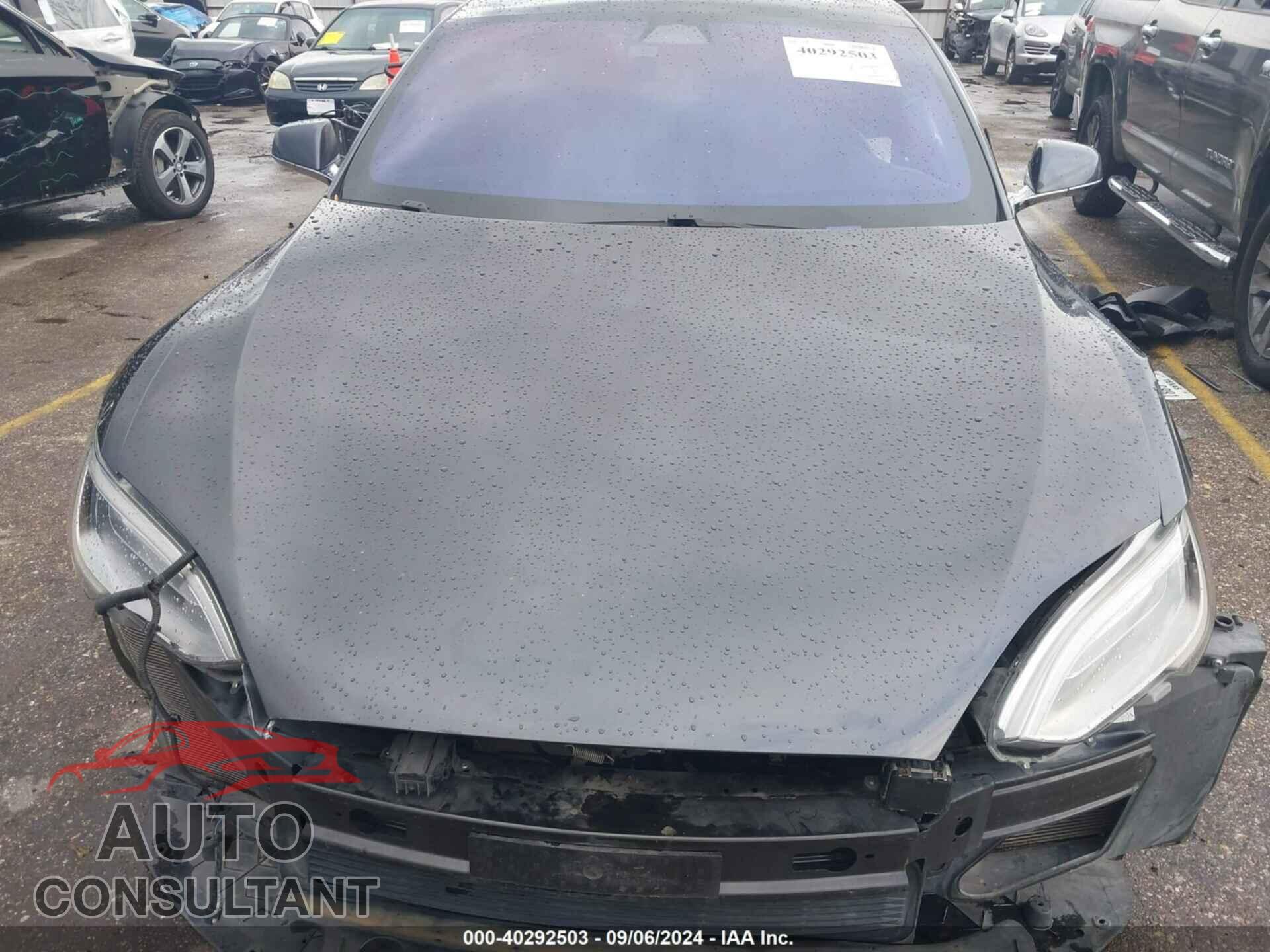 TESLA MODEL S 2017 - 5YJSA1E25HF208703