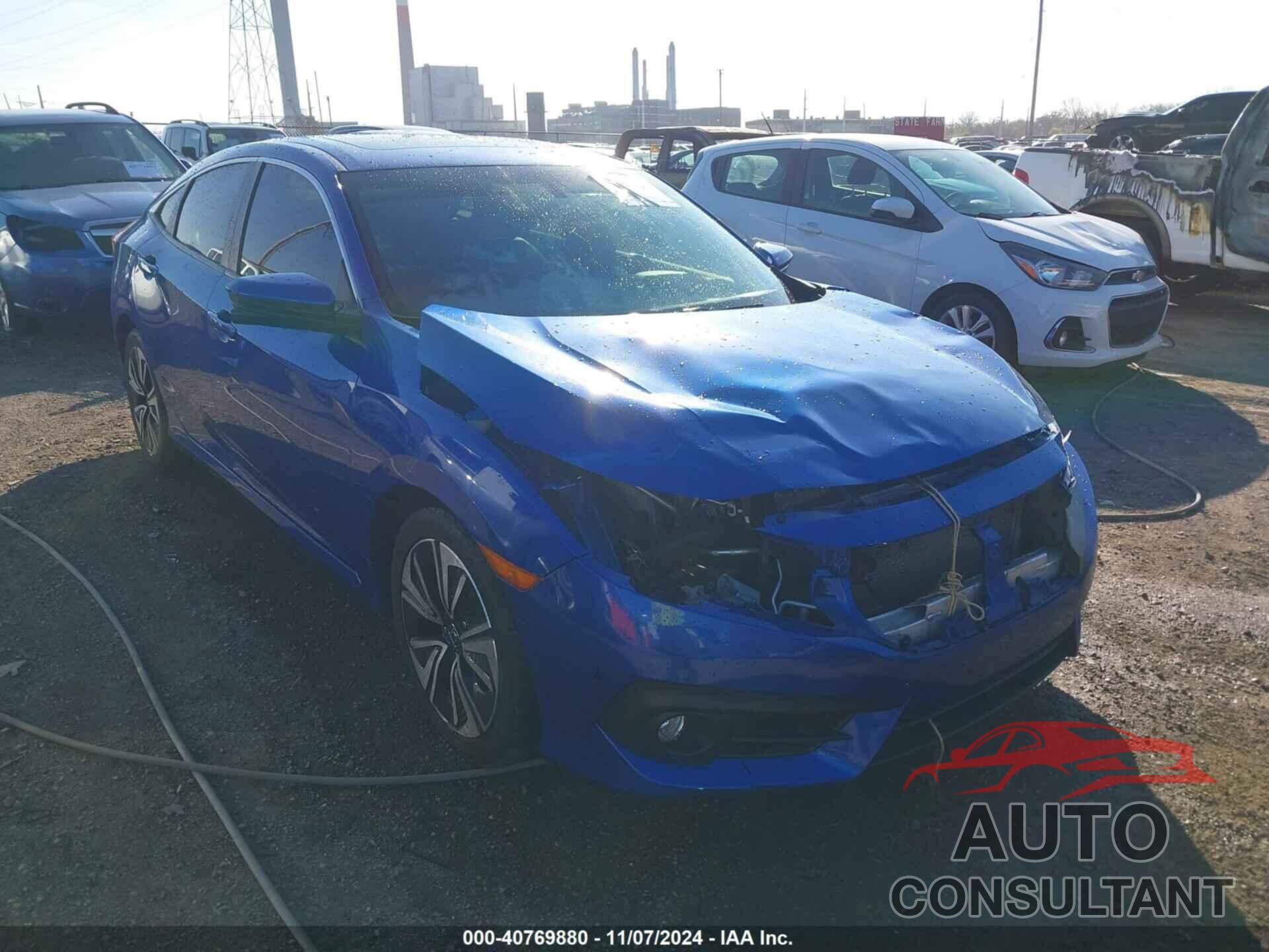 HONDA CIVIC 2018 - JHMFC1F72JX040308