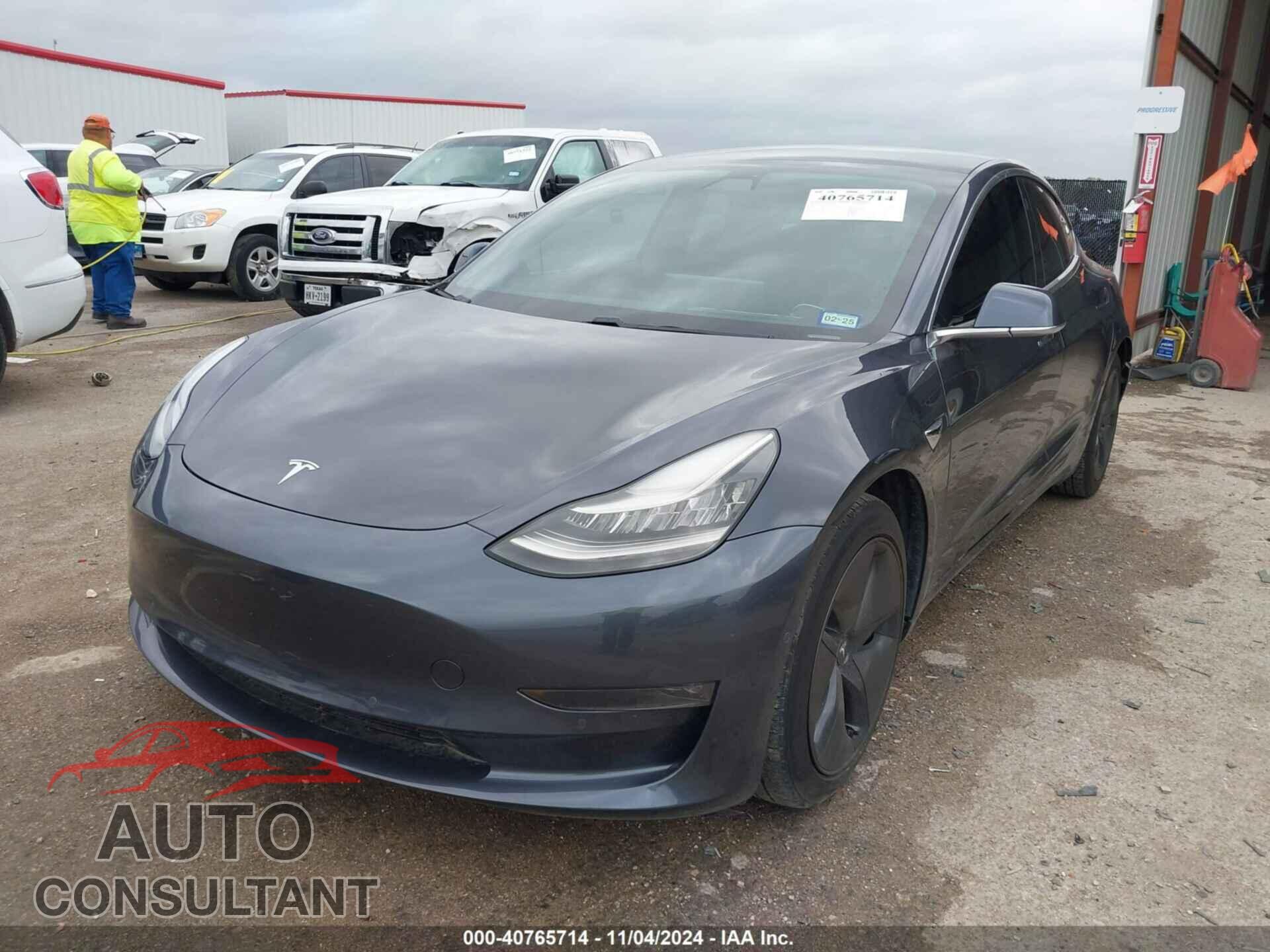 TESLA MODEL 3 2019 - 5YJ3E1EB5KF510122
