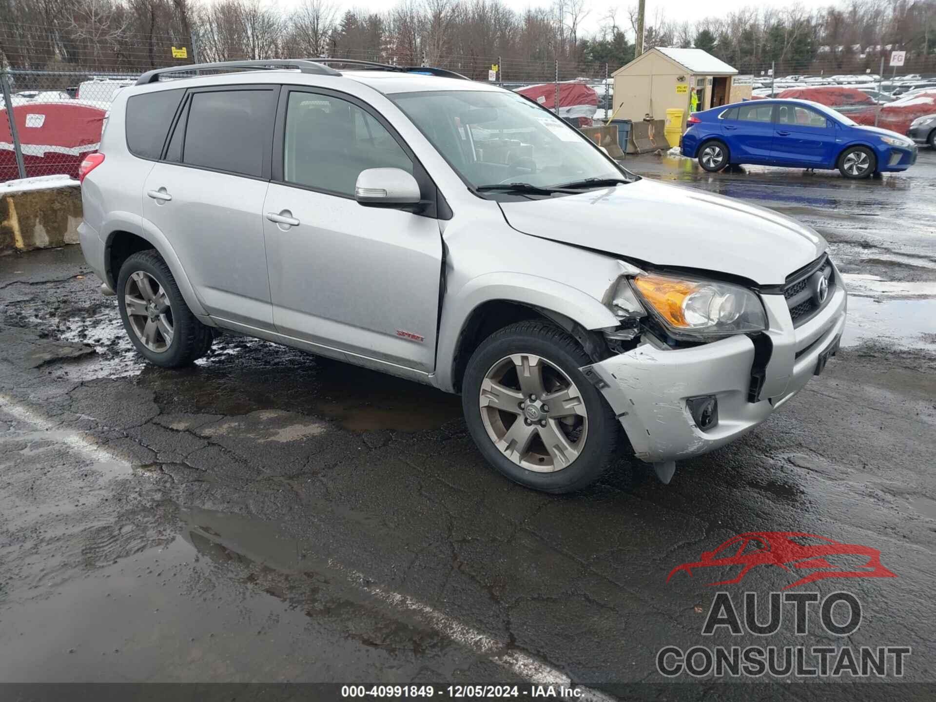 TOYOTA RAV4 2011 - JTMRF4DV9B5048248