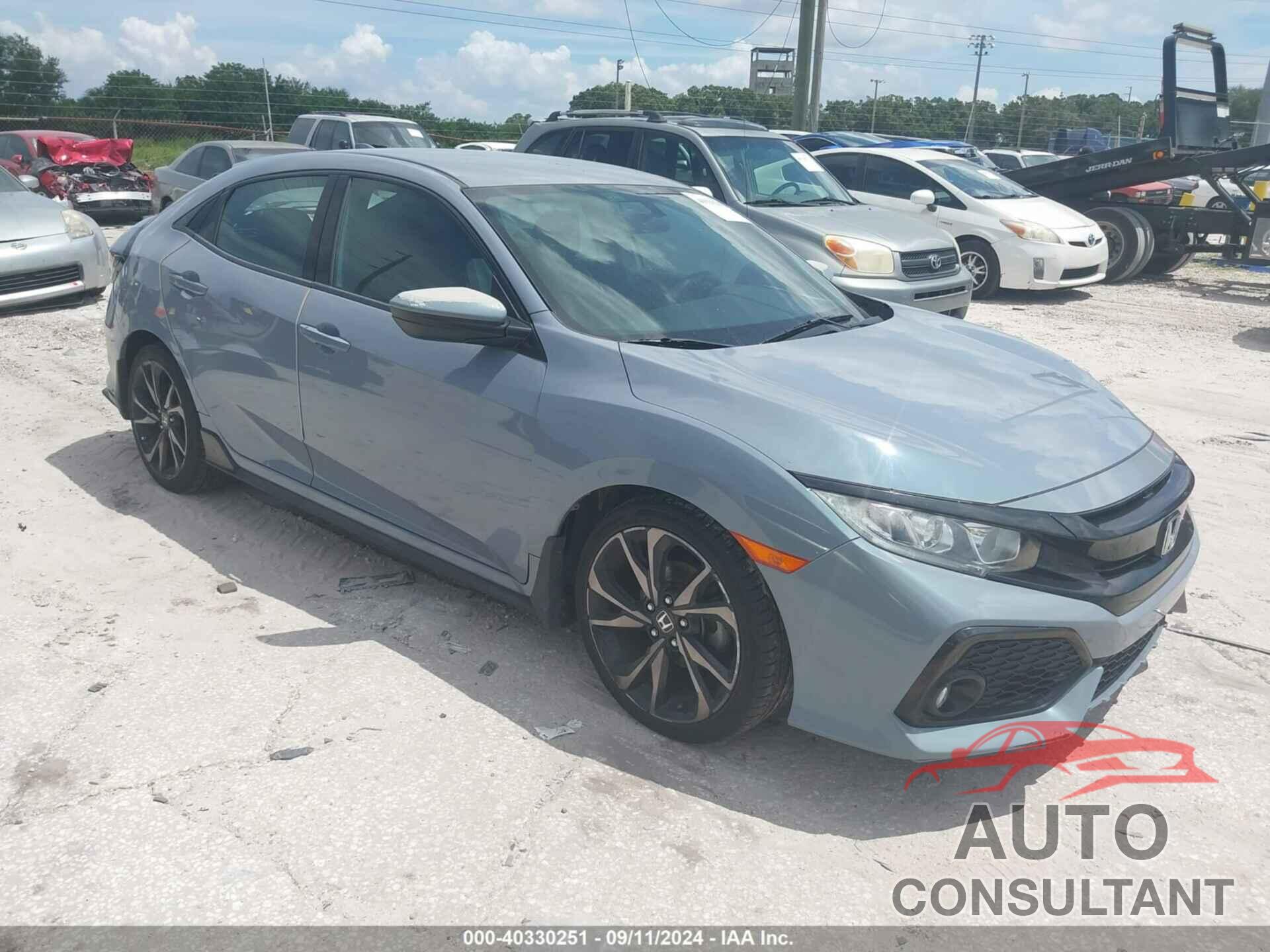 HONDA CIVIC 2018 - SHHFK7H41JU239658