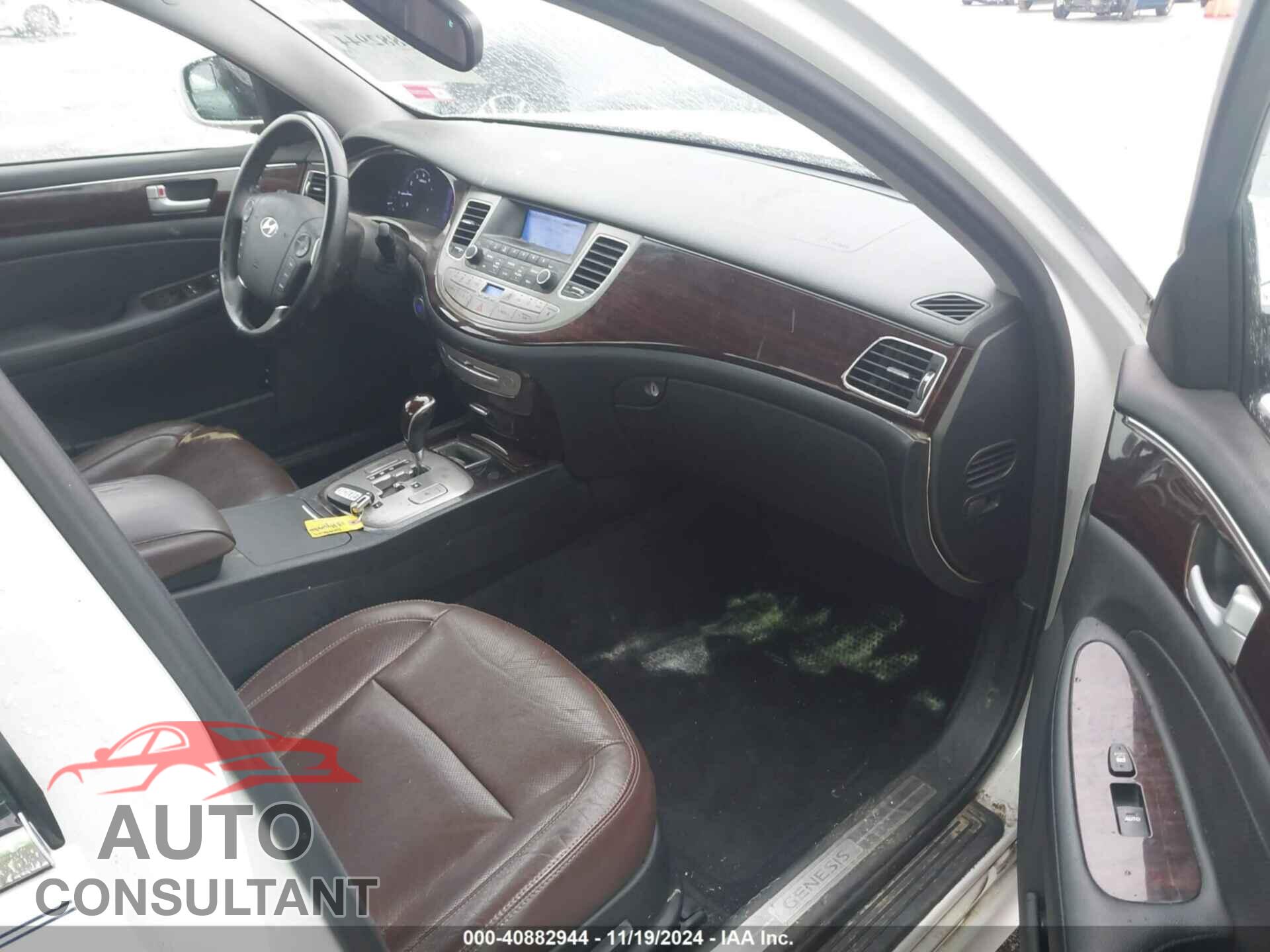 HYUNDAI GENESIS 2013 - KMHGC4DD1DU247399