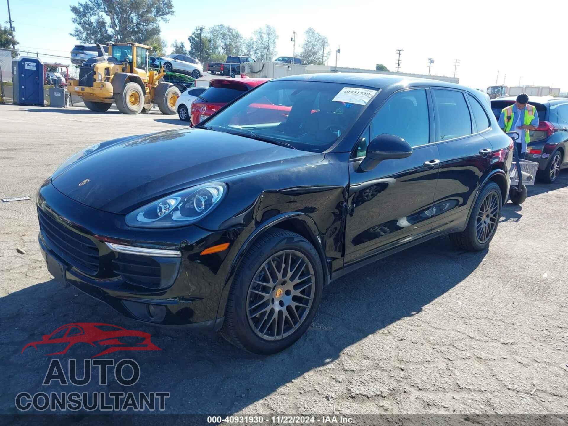 PORSCHE CAYENNE 2017 - WP1AA2A22HKA81336