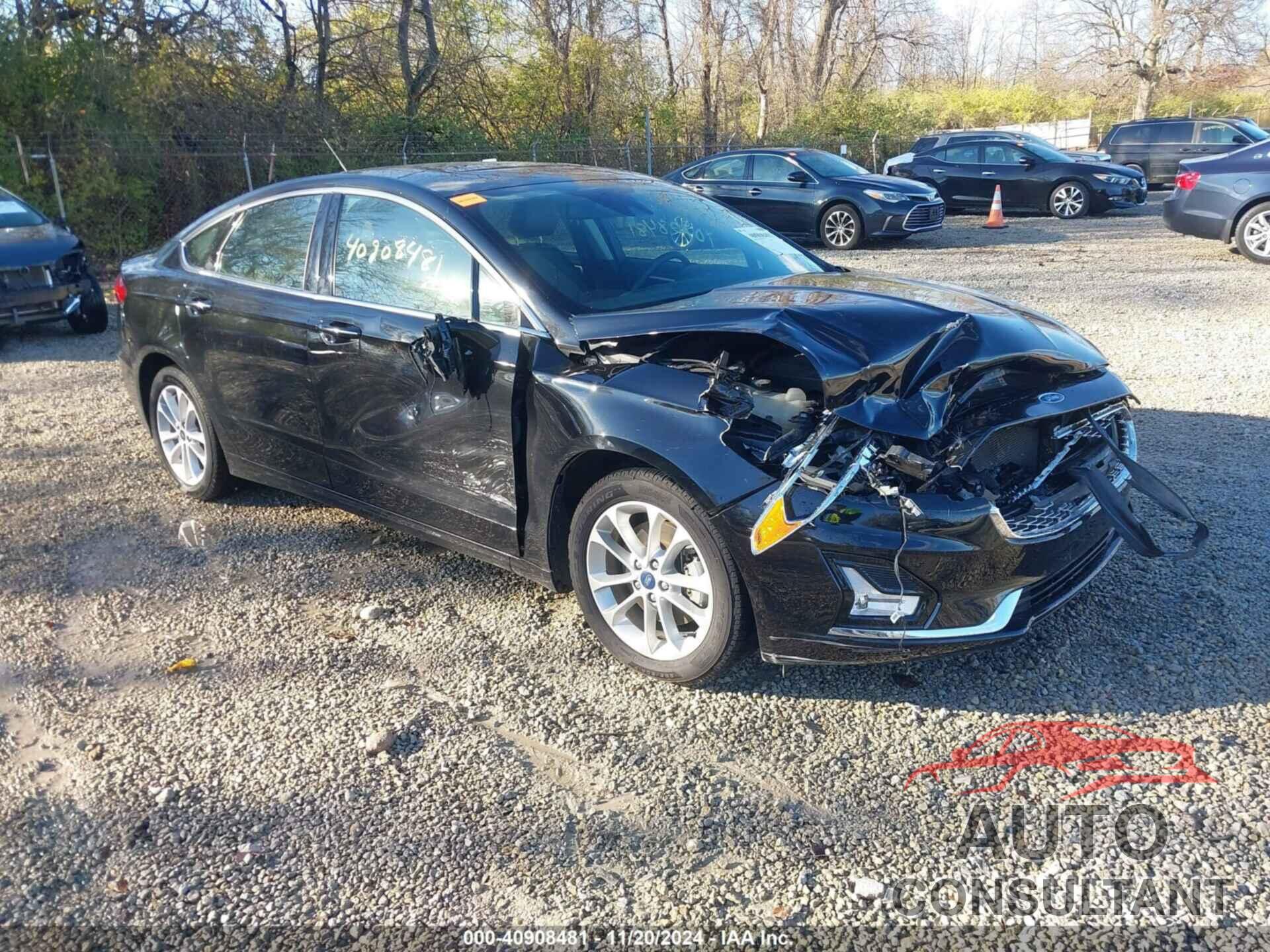 FORD FUSION 2020 - 3FA6P0SU4LR223870