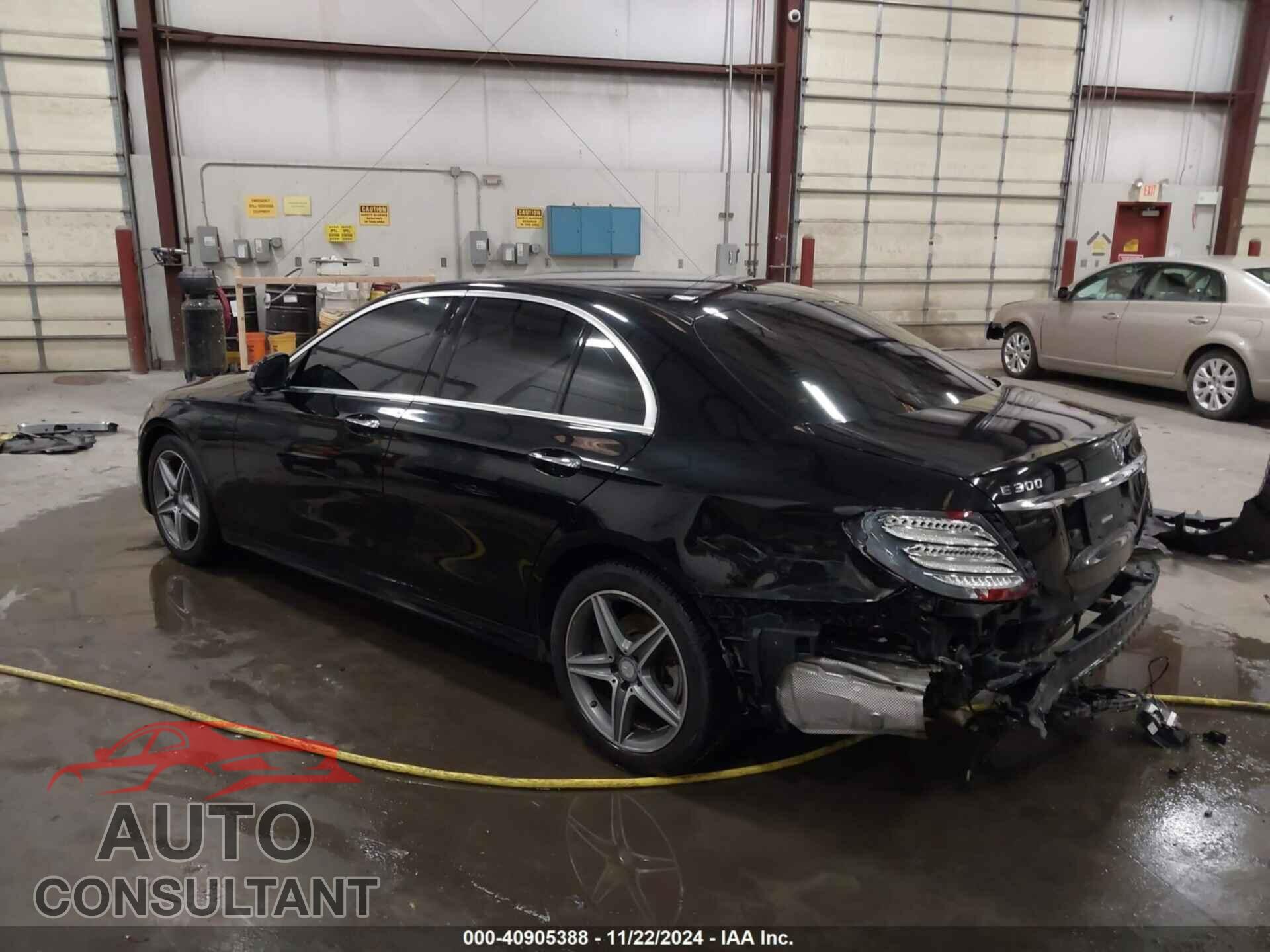 MERCEDES-BENZ E 300 2017 - WDDZF4KB3HA042475