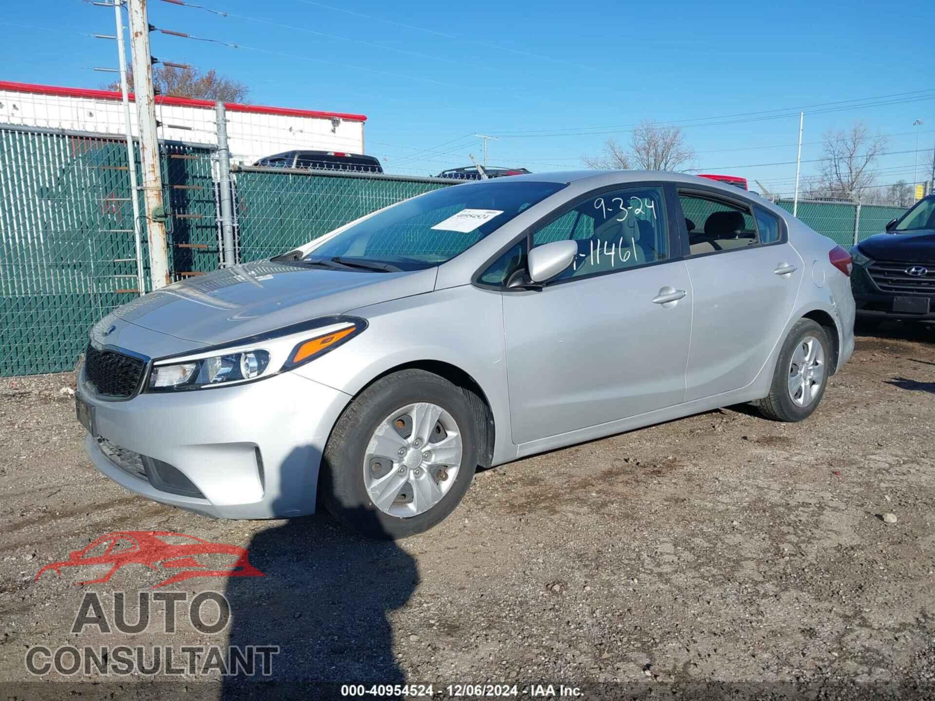 KIA FORTE 2017 - 3KPFK4A79HE072180