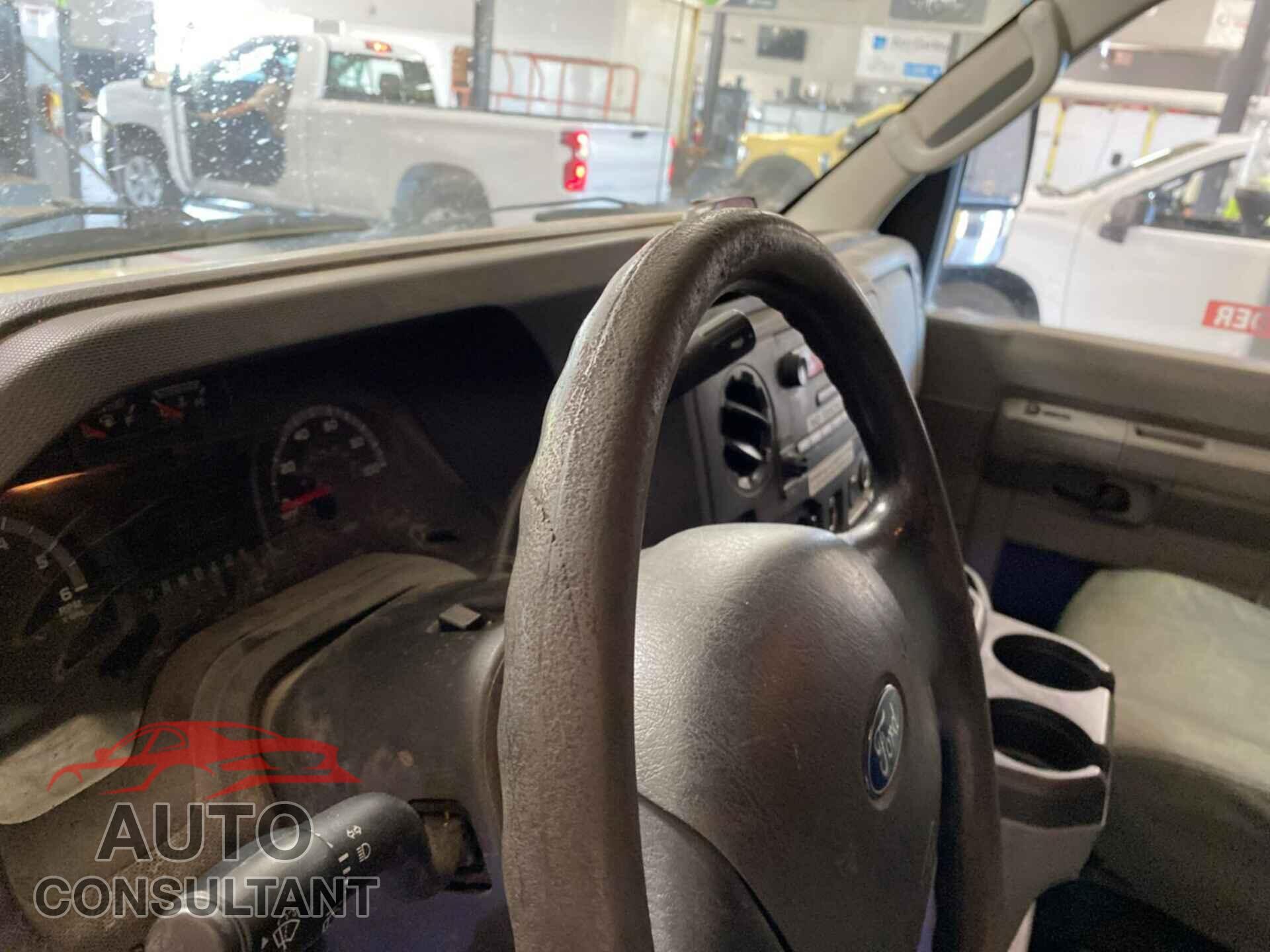 FORD ECONOLINE 2019 - 1FDXE4FS3KDC57712