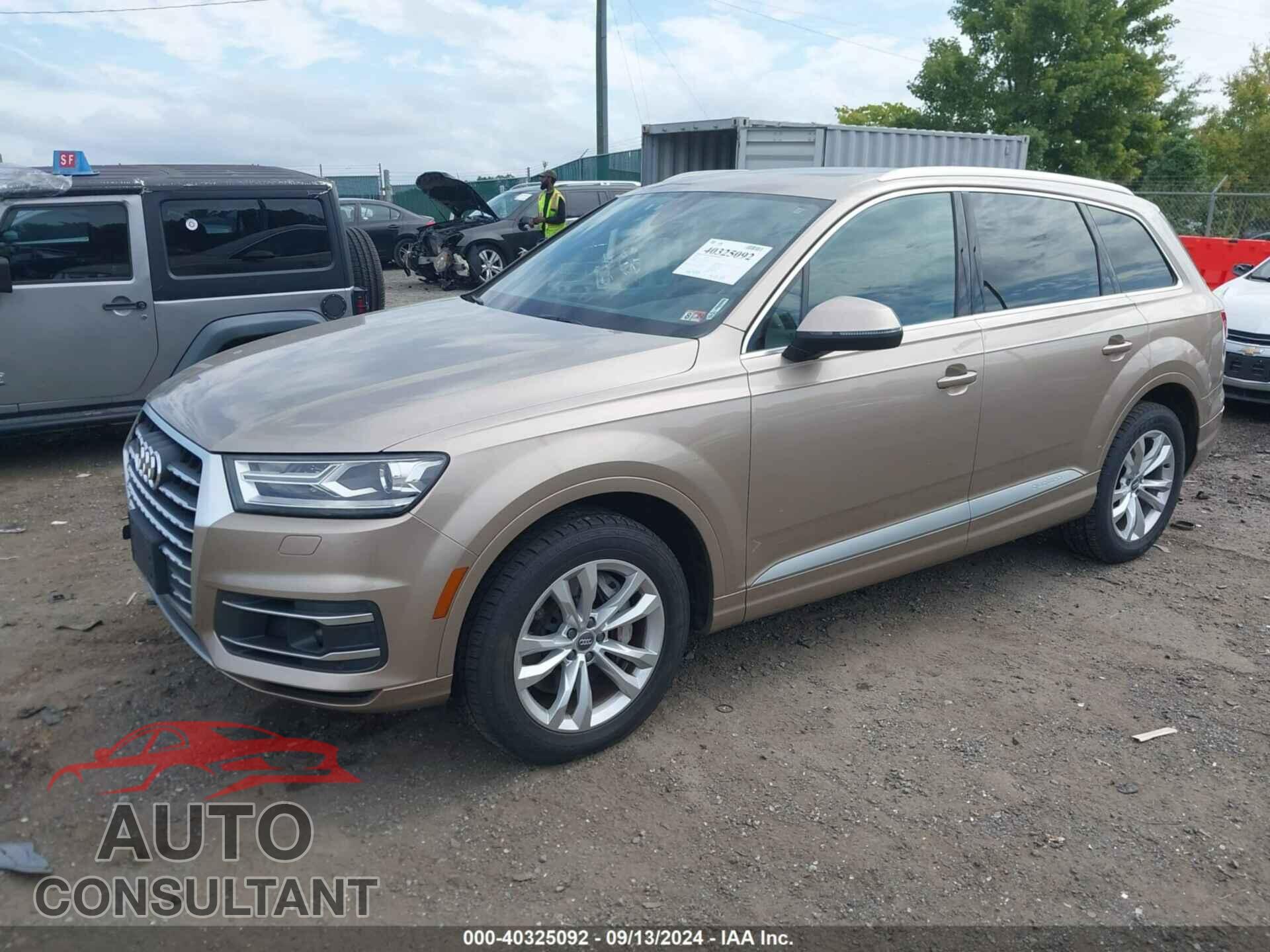 AUDI Q7 2018 - WA1LAAF73JD000583