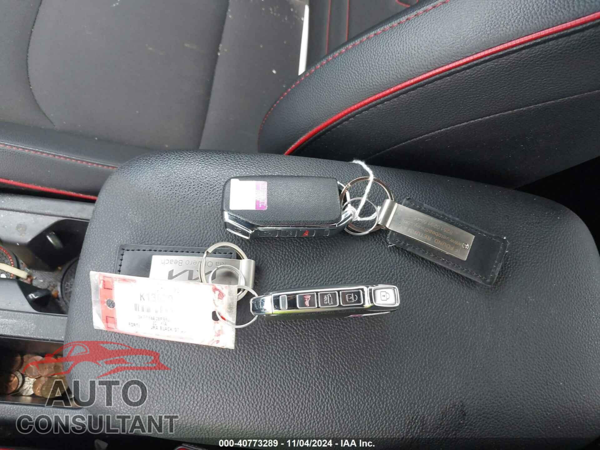 KIA FORTE 2023 - 3KPF44AC8PE608400