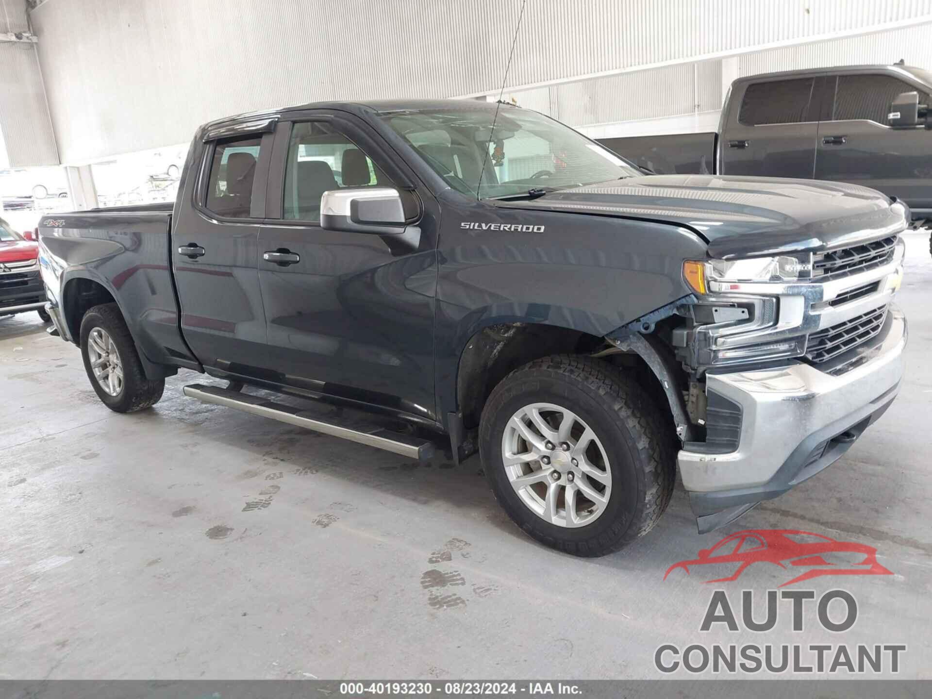 CHEVROLET SILVERADO 1500 2019 - 1GCRYDED6KZ177475