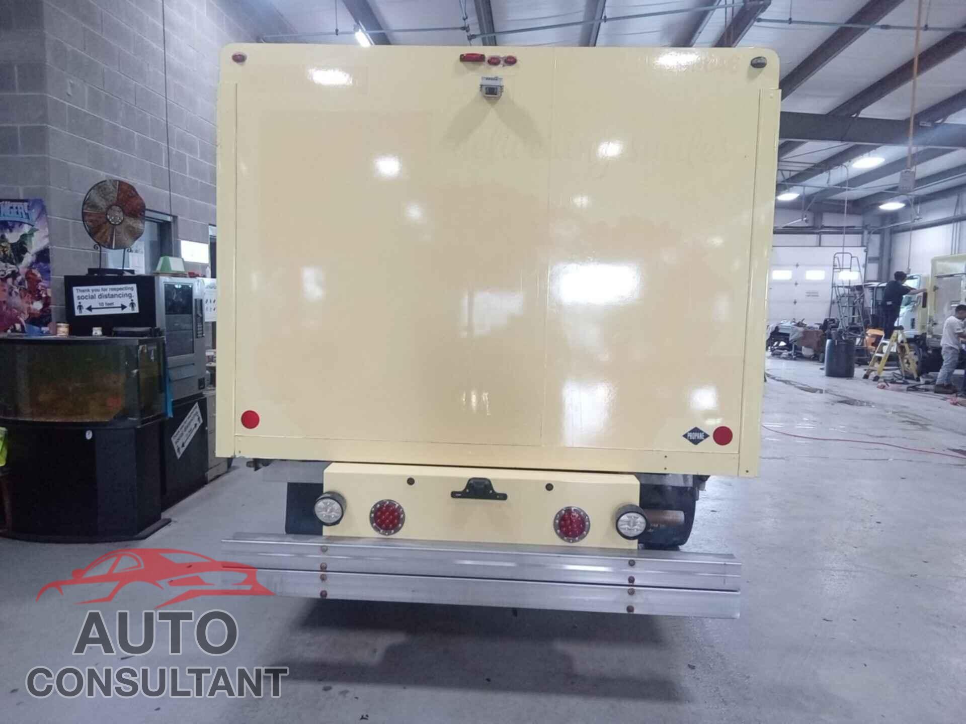 FORD E-450 CUTAWAY 2019 - 1FDXE4FSXKDC19328