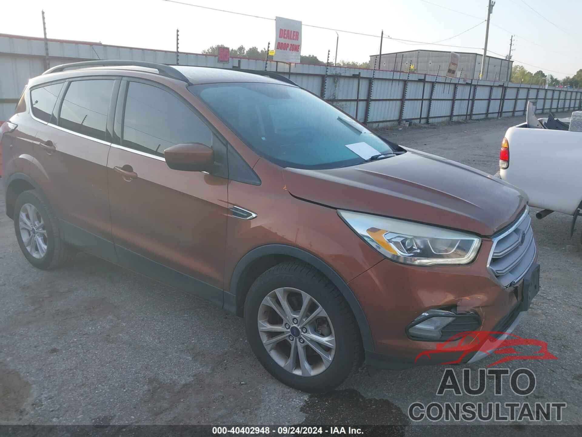 FORD ESCAPE 2017 - 1FMCU0G92HUA81038