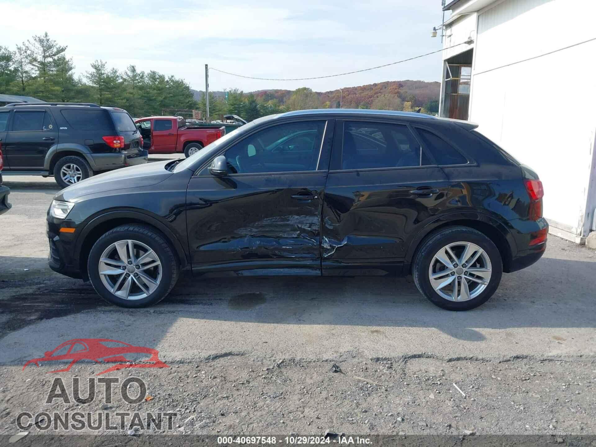AUDI Q3 2017 - WA1ECCFS2HR005080