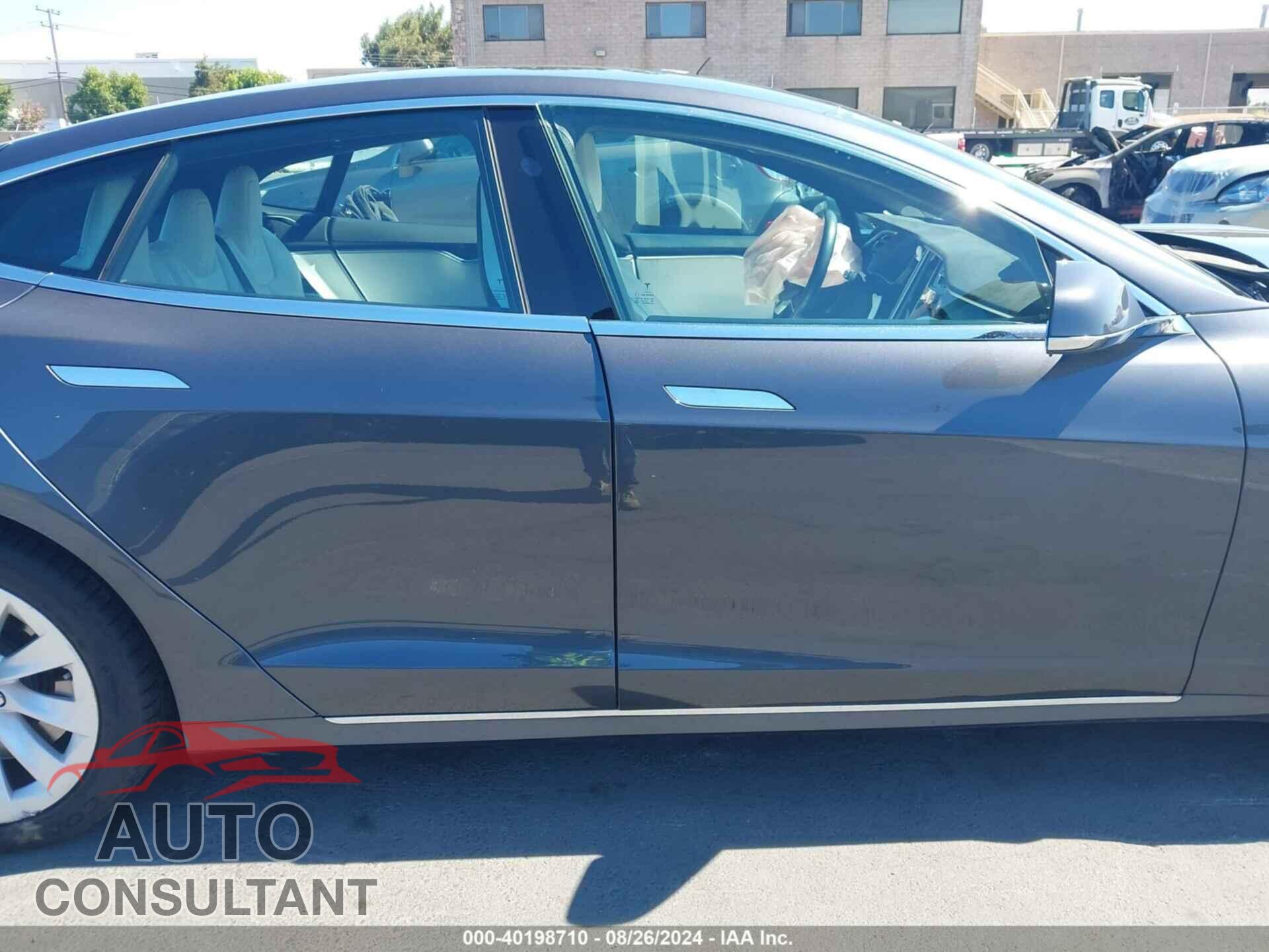 TESLA MODEL S 2017 - 5YJSA1E14HF179248