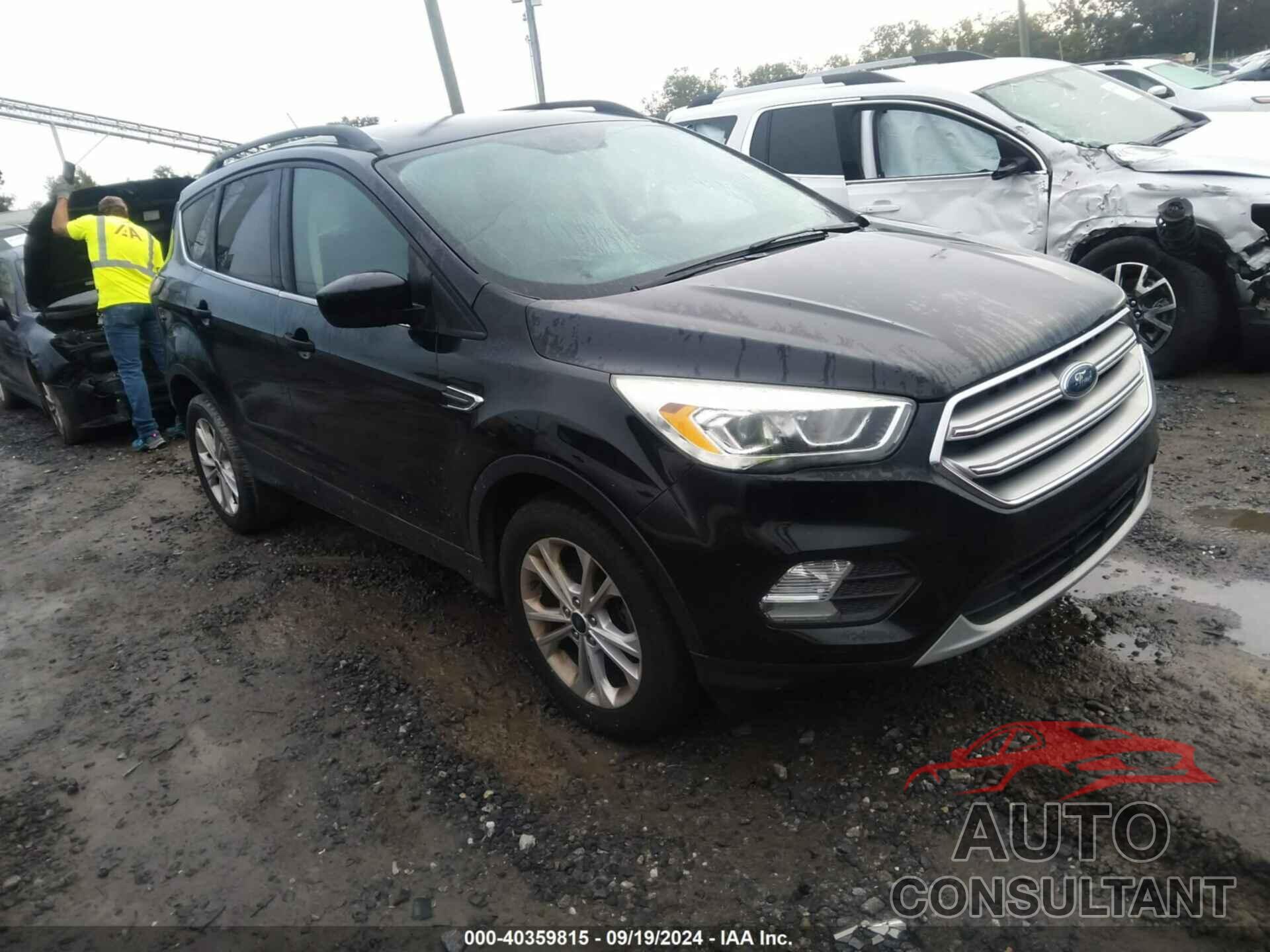 FORD ESCAPE 2017 - 1FMCU0GDXHUC76082