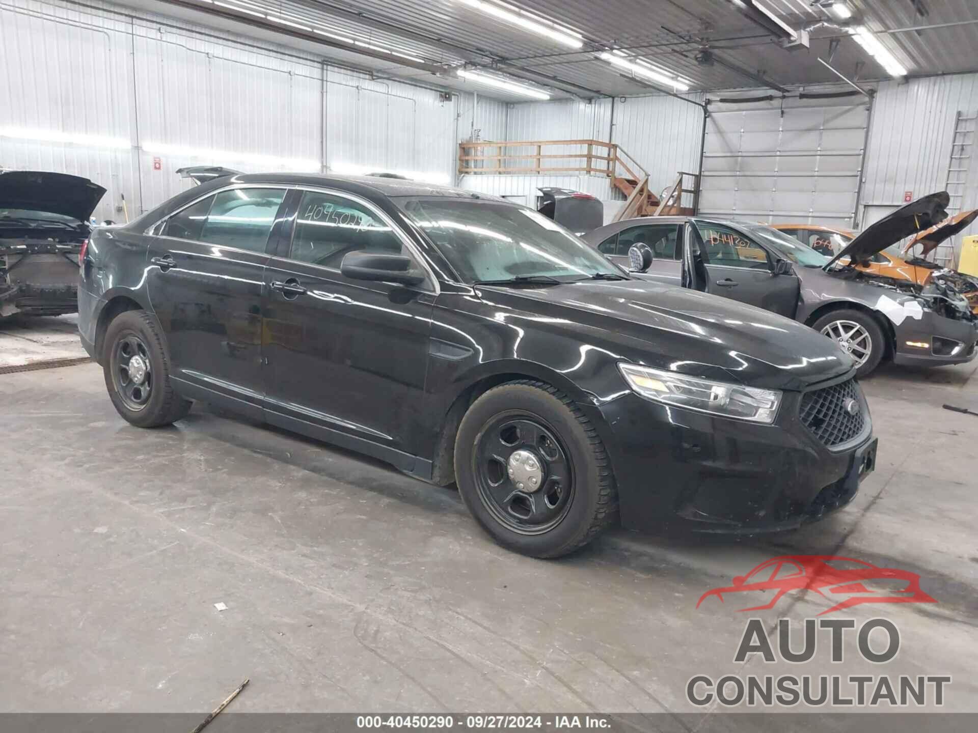 FORD TAURUS 2017 - 1FAHP2MK5HG121119