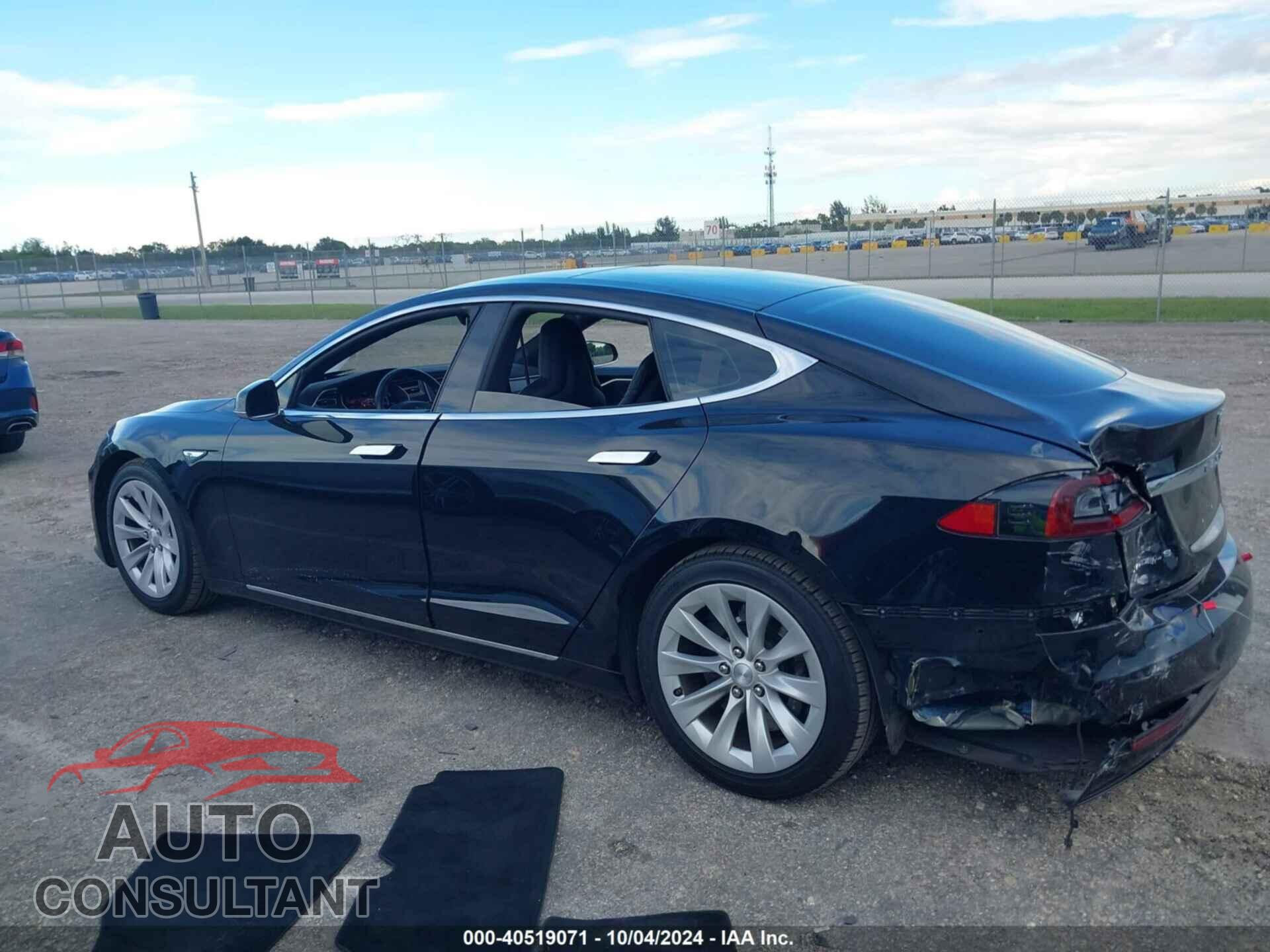 TESLA MODEL S 2016 - 5YJSA1E26GF144816