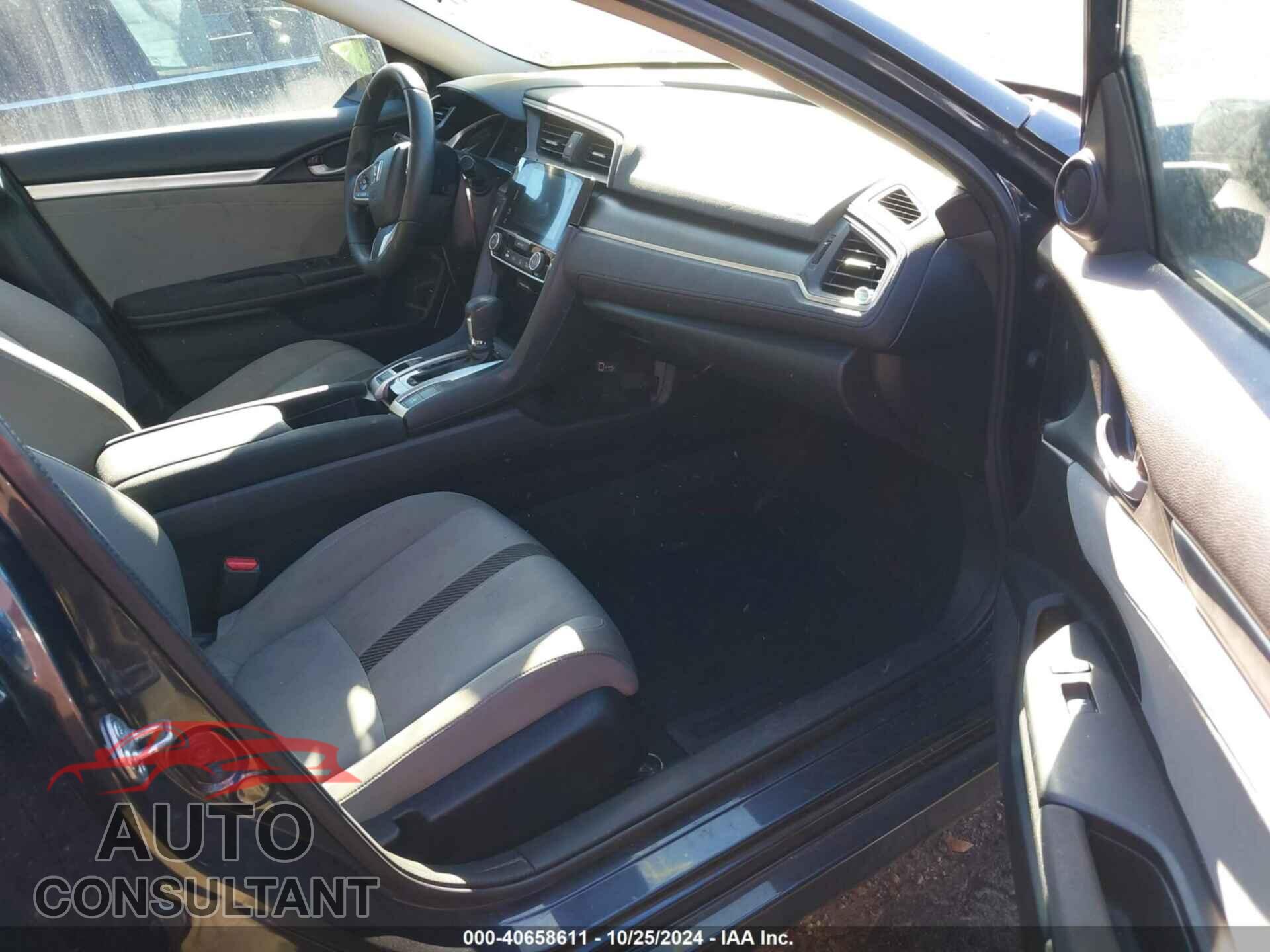 HONDA CIVIC 2018 - 2HGFC2F76JH501068