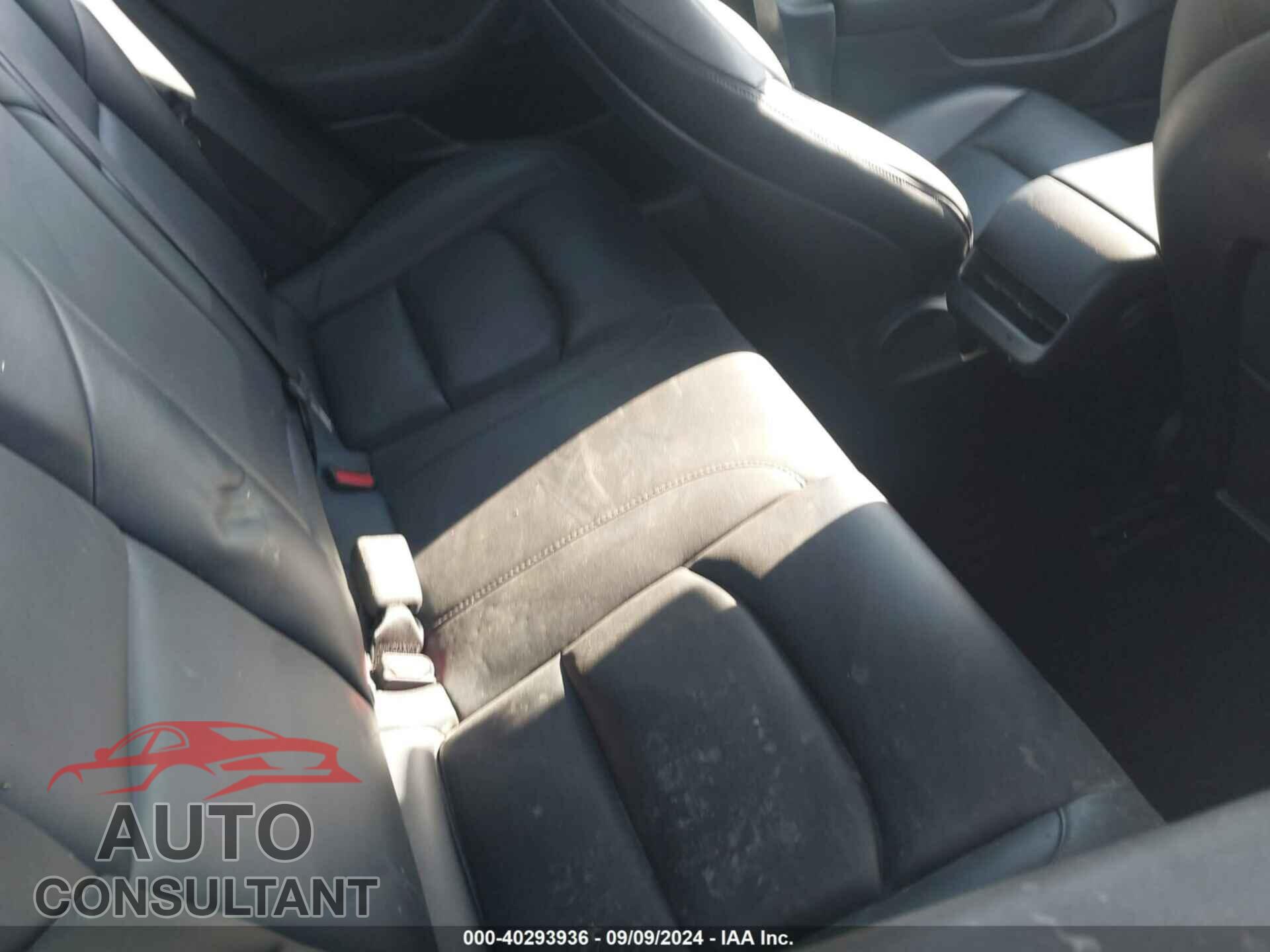 TESLA MODEL 3 2021 - 5YJ3E1EA9MF868219