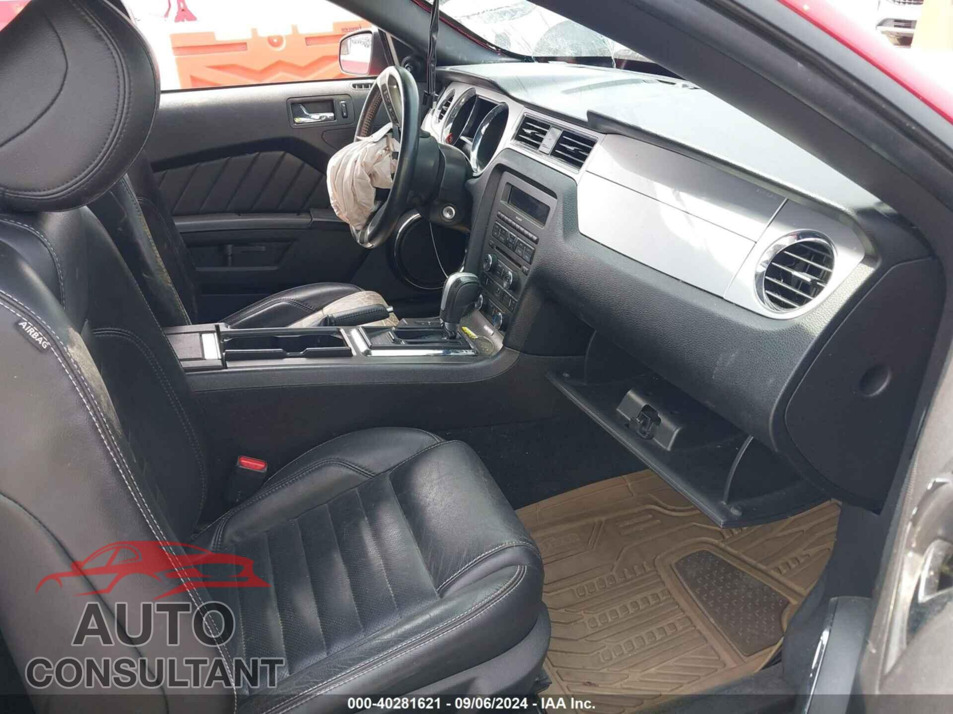 FORD MUSTANG 2013 - 1ZVBP8AM9D5258804